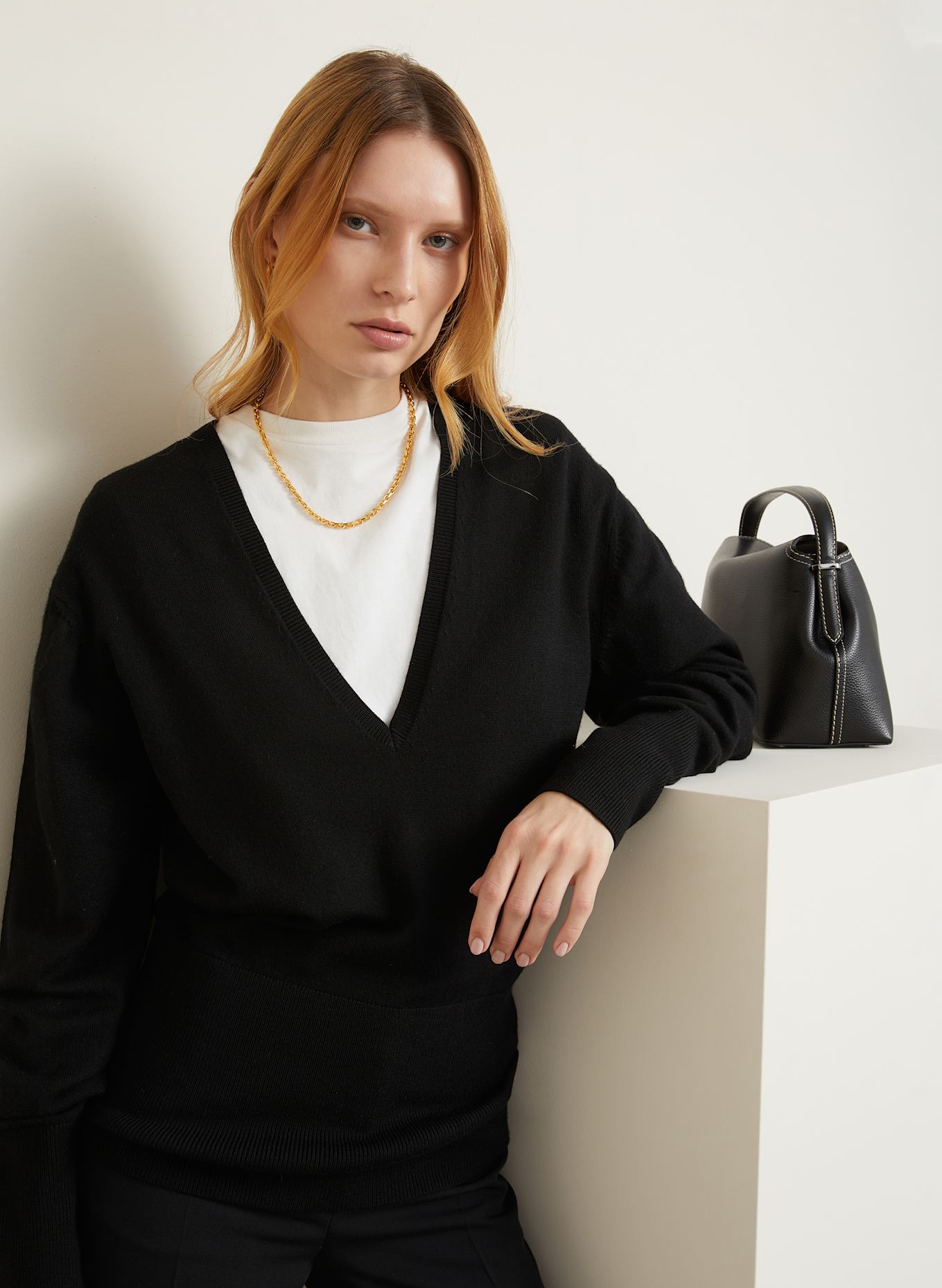 TOTEME Pullover: SCHWARZ