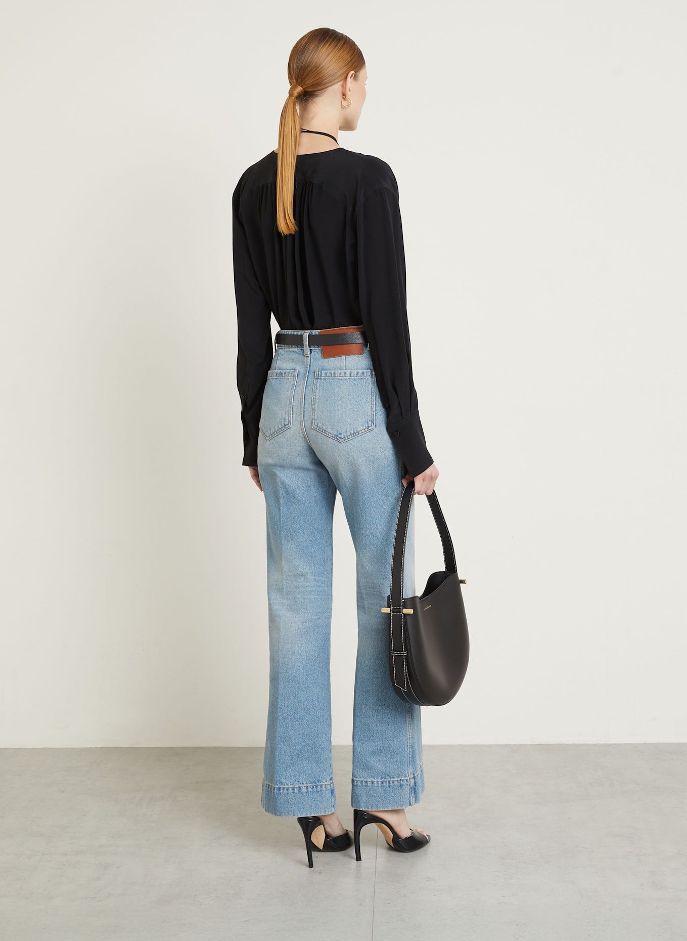 VICTORIA BECKHAM Straight Jeans ALINA: 9204 PALE BLUE WASH