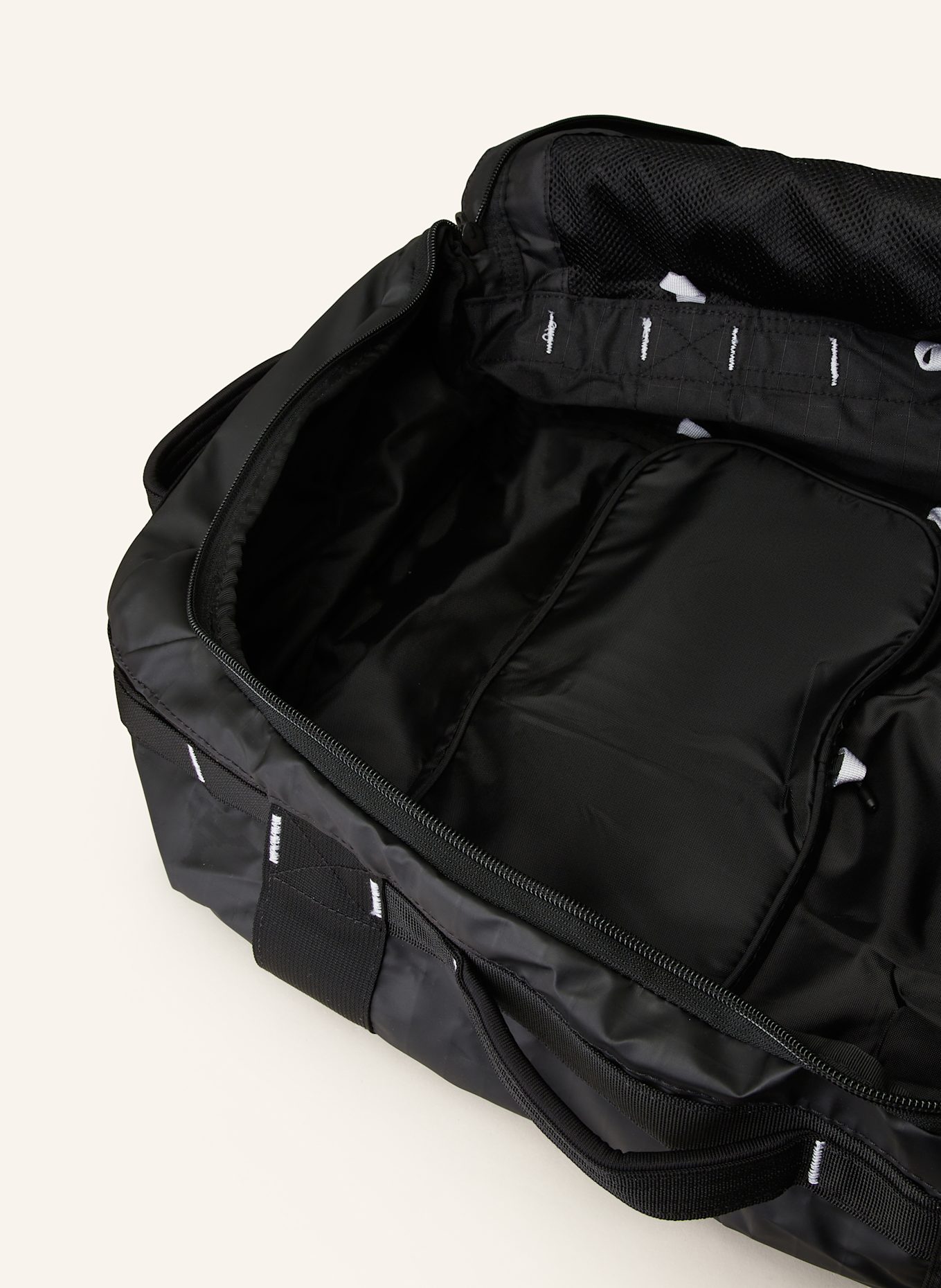 THE NORTH FACE Reisetasche BASE CAMP VOYAGER DUFFEL 32 l mit Laptopfach als Rucksack tragbar