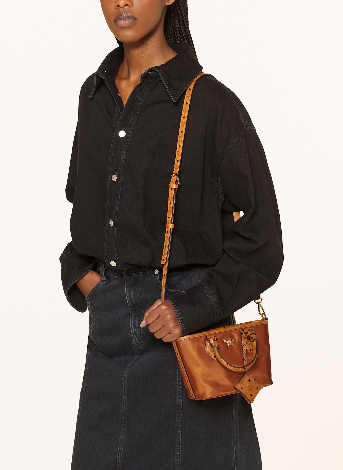 MCM Handtasche AREN: COGNAC