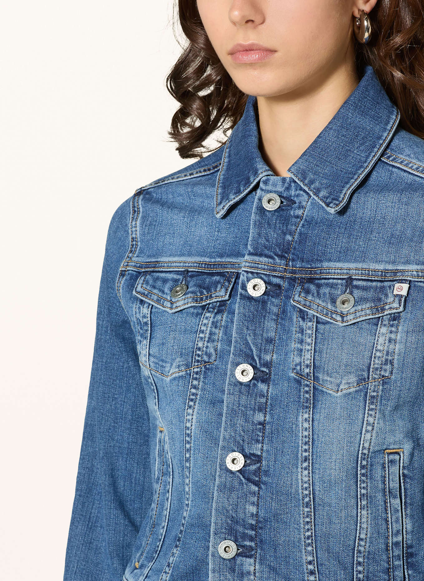 AG Jeans Kurtka jeansowa ROBYN: A skirt with the practicality of shorts