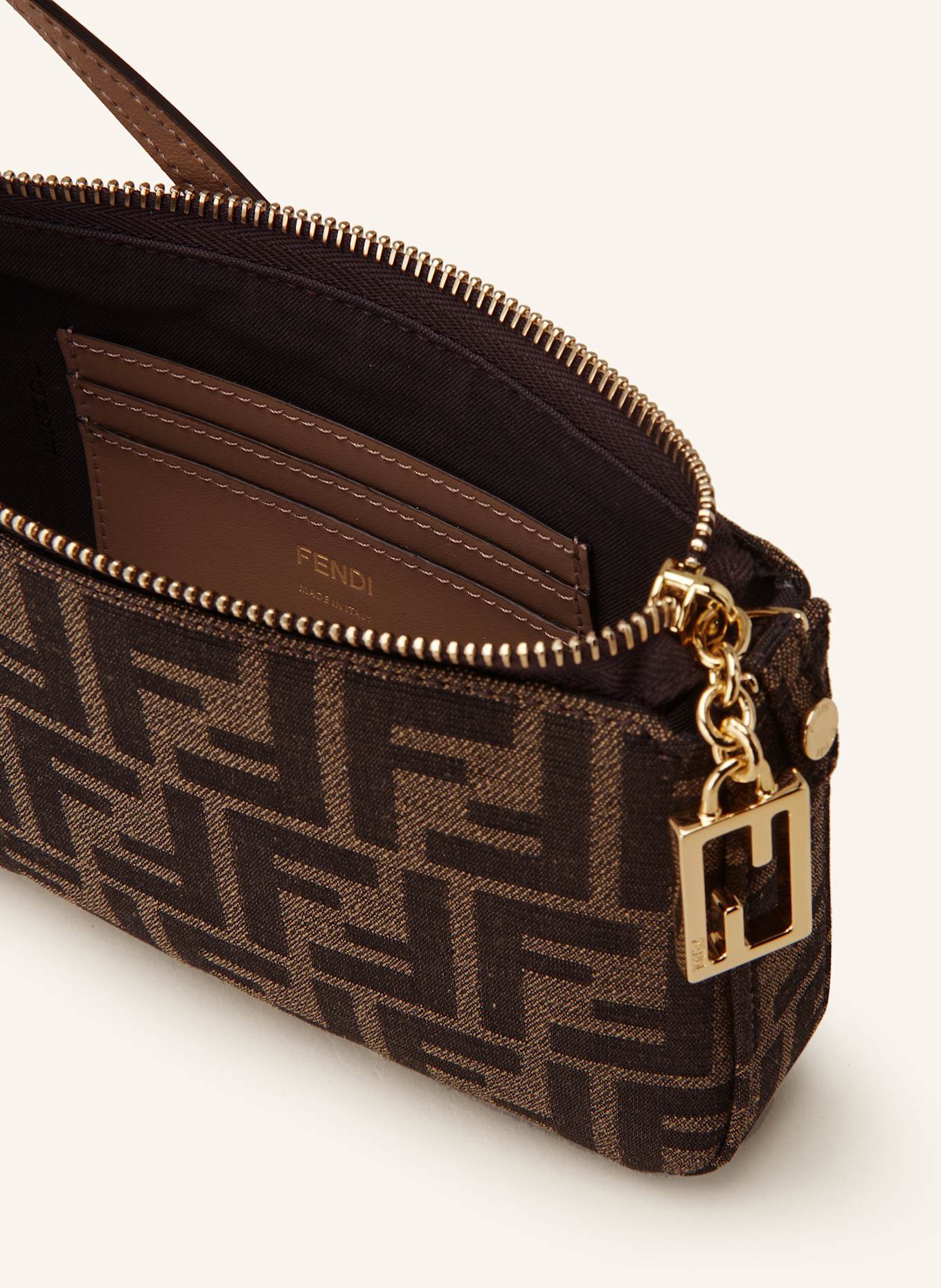 FENDI Umhängetasche BAGUETTE: DUNKELBRAUN