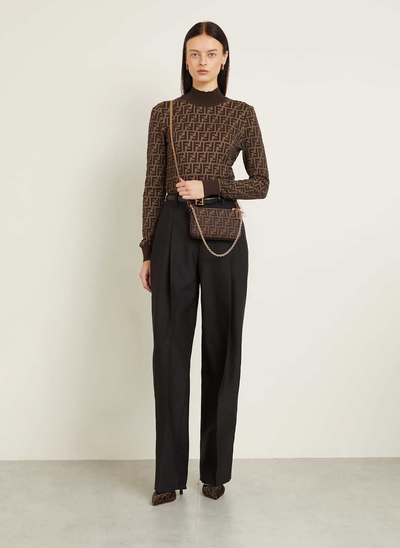 FENDI Umhängetasche BAGUETTE: DUNKELBRAUN