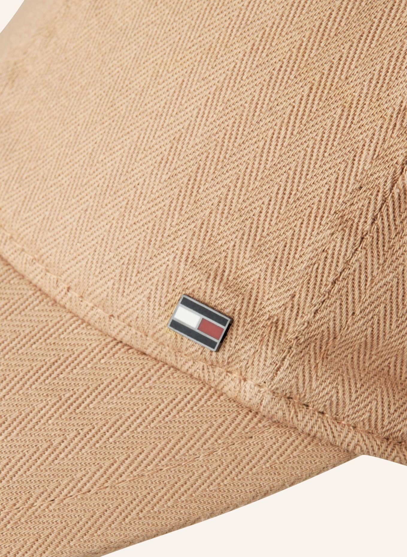 TOMMY HILFIGER Cap: HELLBRAUN