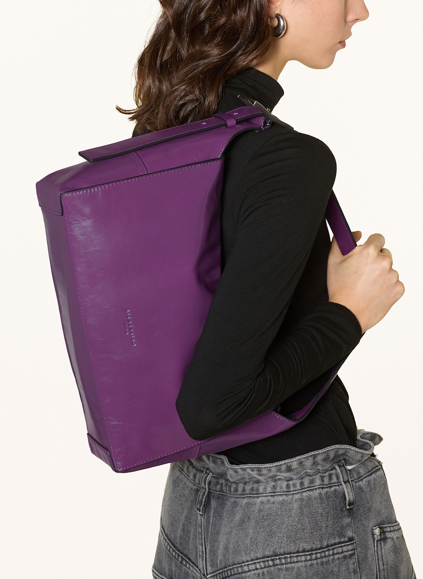 LIEBESKIND Hobo bag LOU MEDIUM: PURPLE