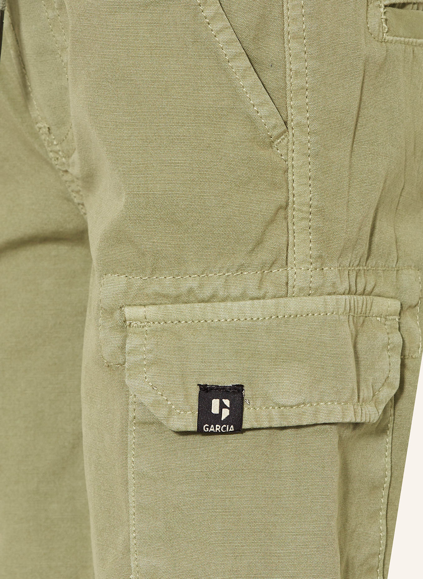 GARCIA Cargoshorts Regular Fit: OLIV