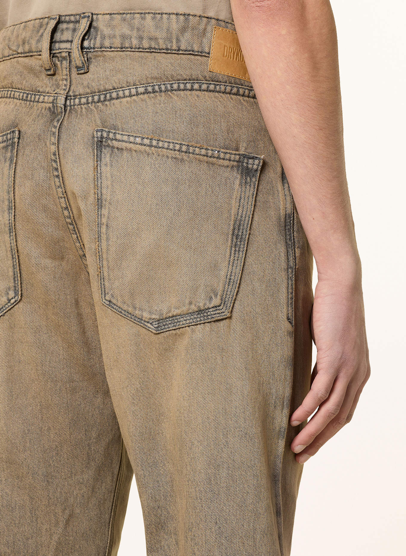 DRYKORN Jeans BAGGZY: 1715 braun