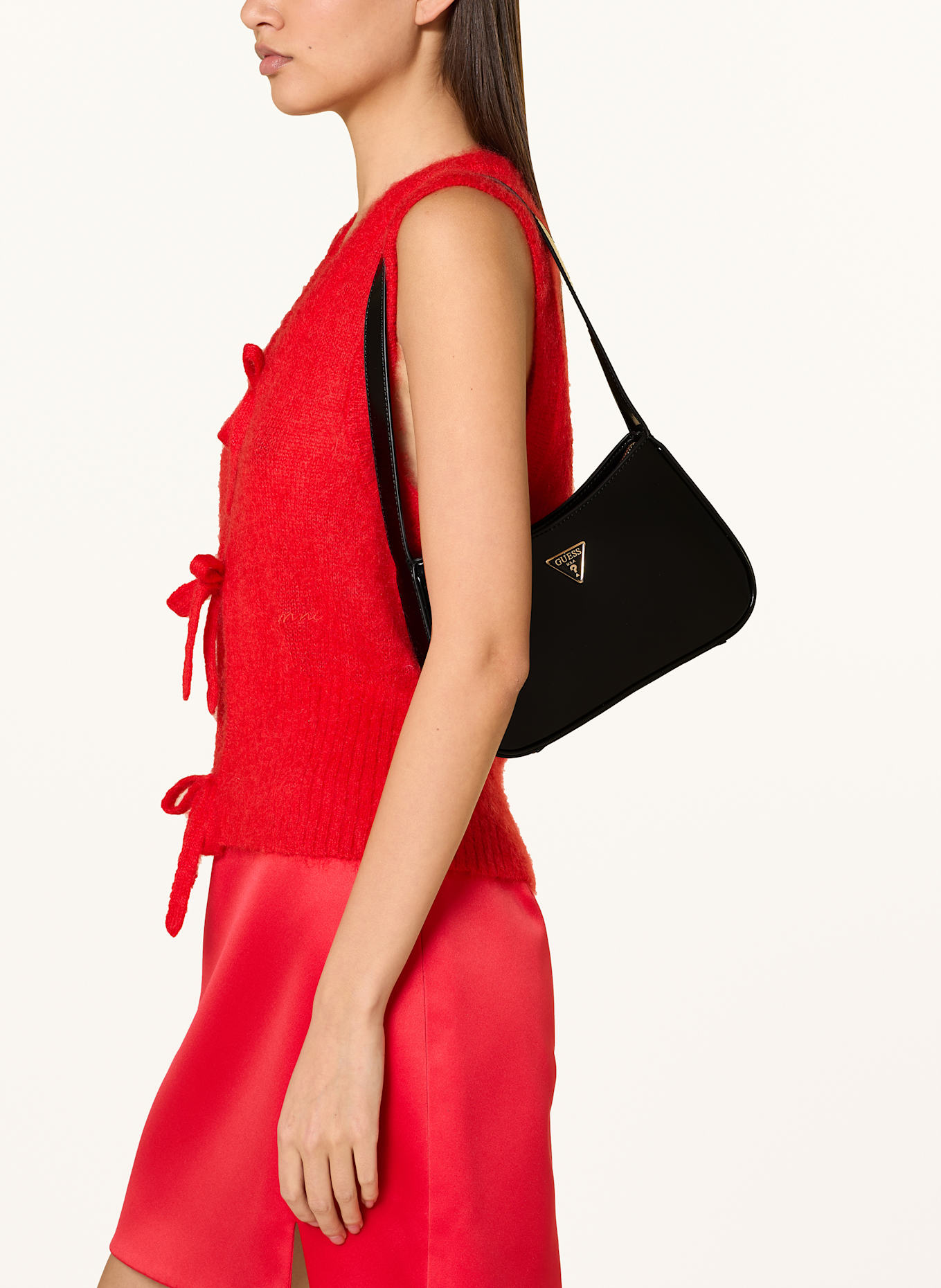 GUESS Kabelka ARNELA: ČERNÁ