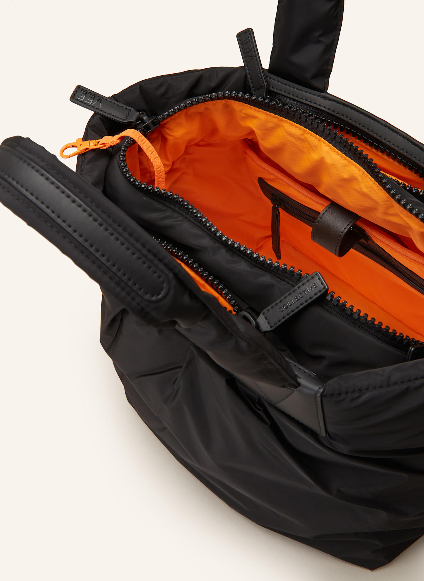 Vee Collective Shopper CABA: SCHWARZ