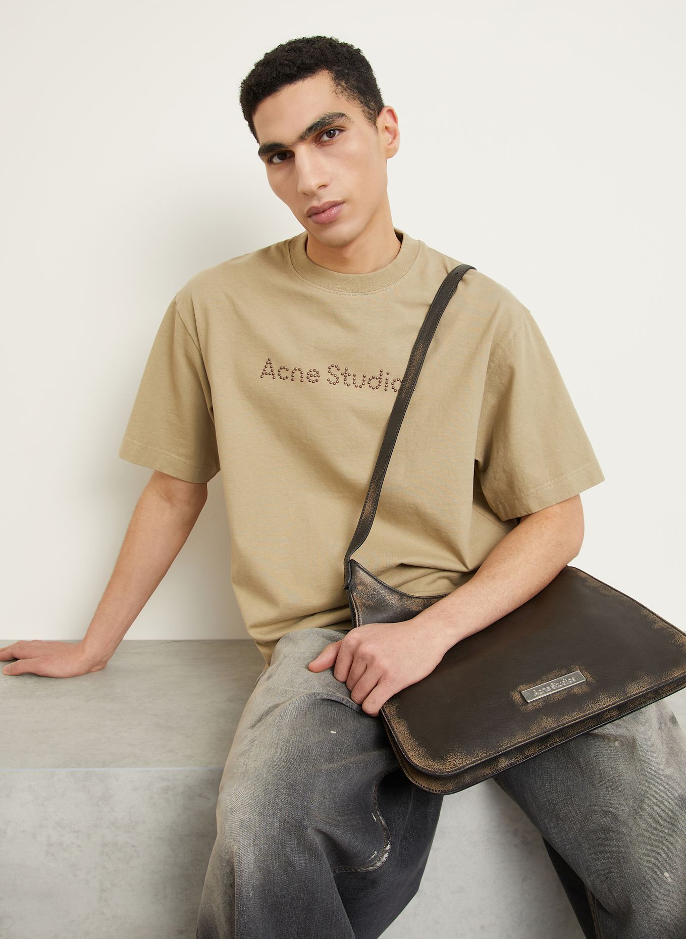 Acne Studios T-Shirt: BEIGE