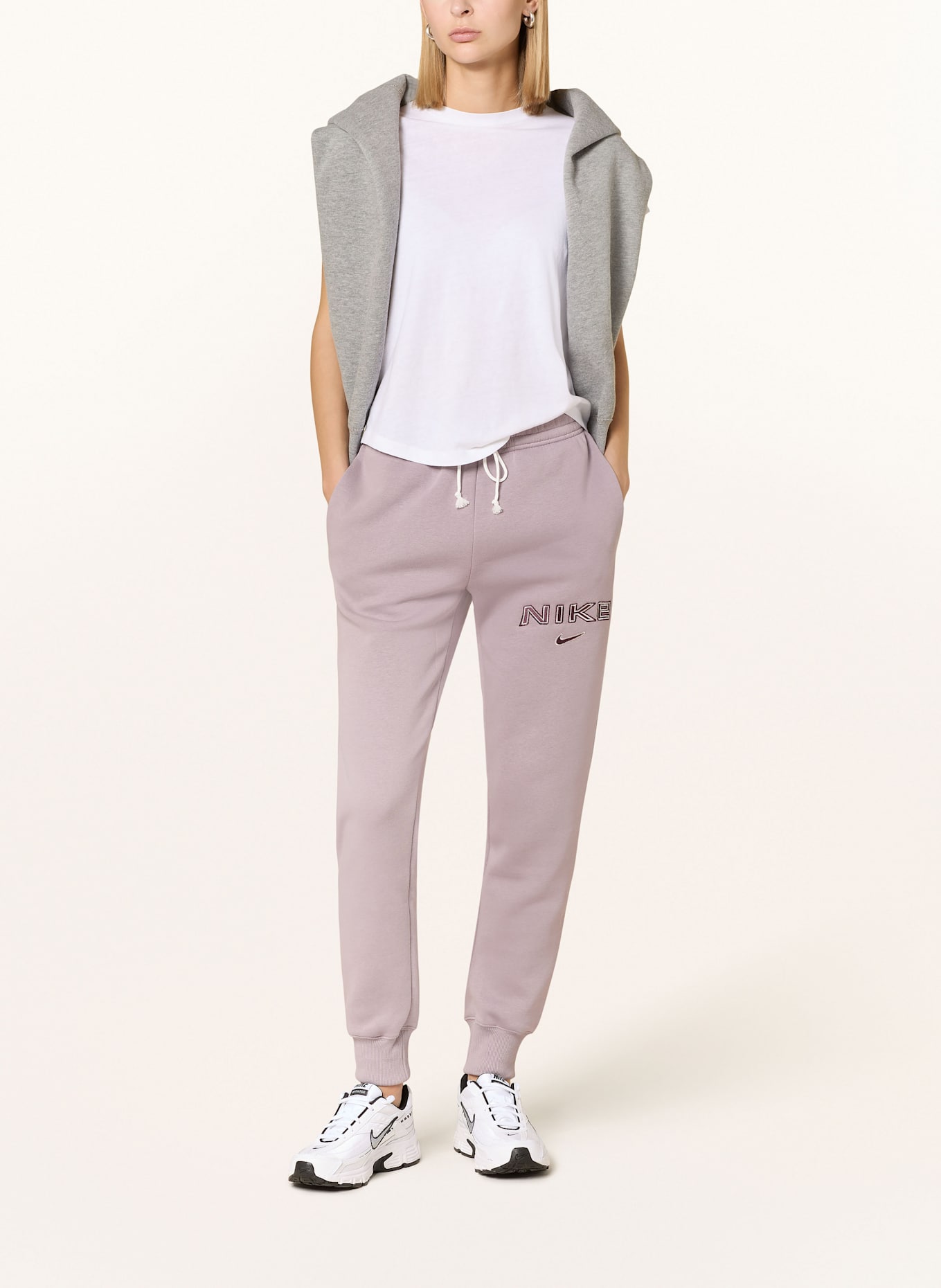 Nike Женские кроссовки nike m2k ultra wb wom: LIGHT PURPLE