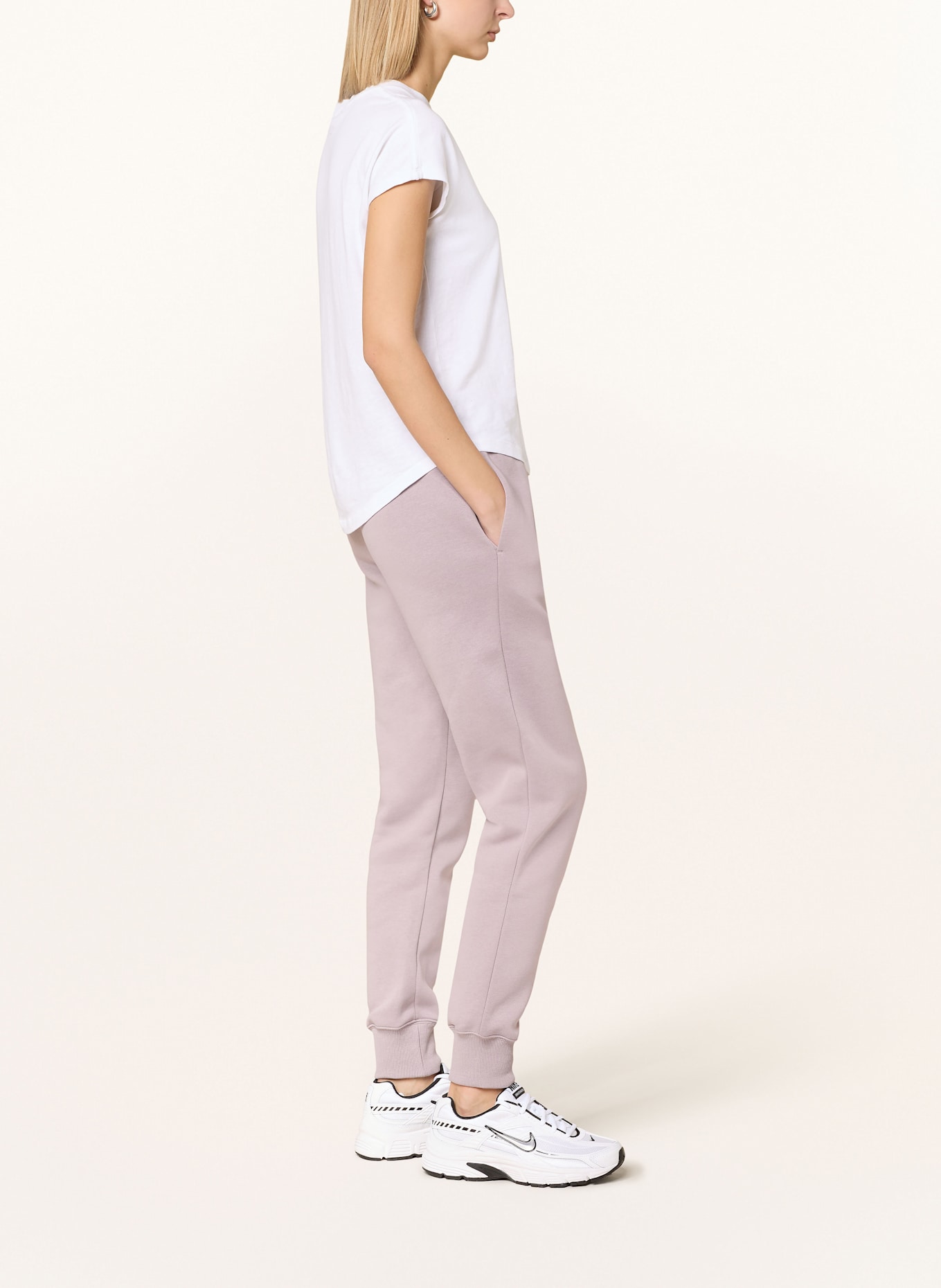 Nike Женские кроссовки nike m2k ultra wb wom: LIGHT PURPLE