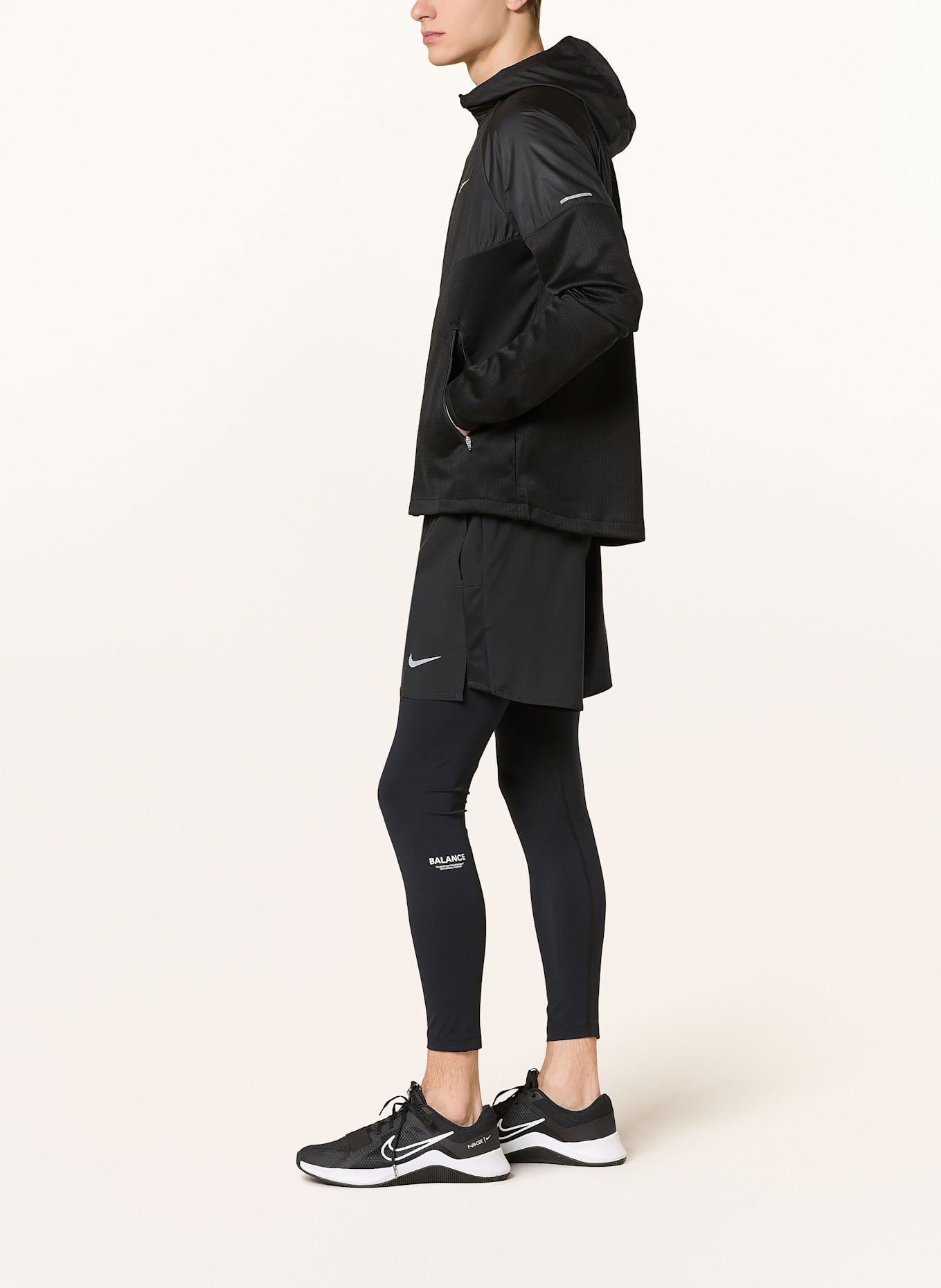 Nike Laufjacke MILER, Farbe: SCHWARZ (Bild 4)