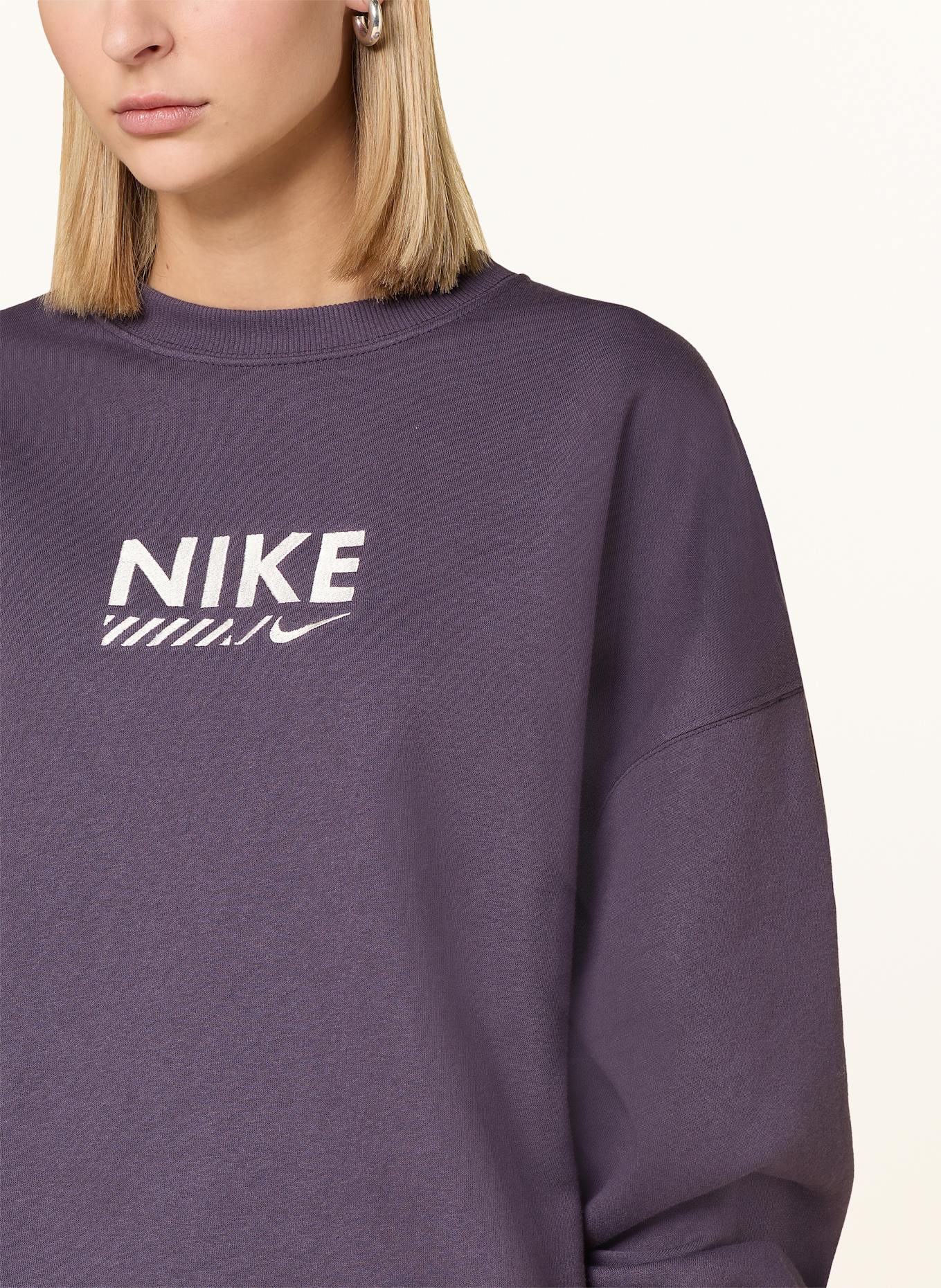 Nike Oversized-Sweatshirt SPORTSWEAR: LILA/ WEISS