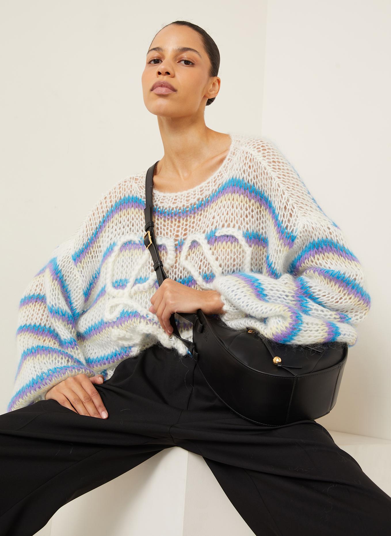 【LOEWE】Hammock Slice in Nero (Black) LOEWE Hammock Slice Leather Hobo Bag | Saks Fifth Avenue