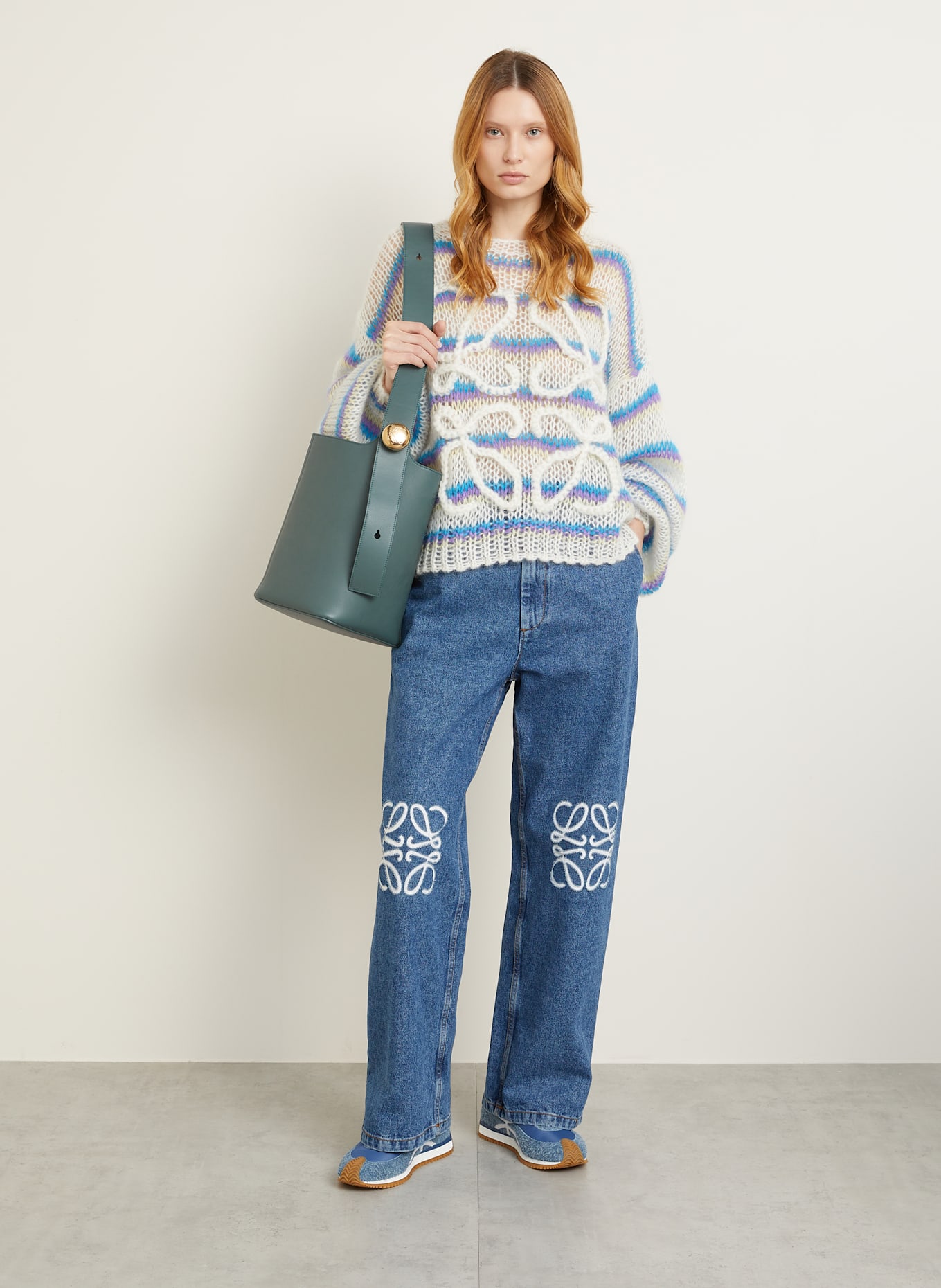 LOEWE Handtasche PEBBLE BUCKET MEDIUM: PETROL