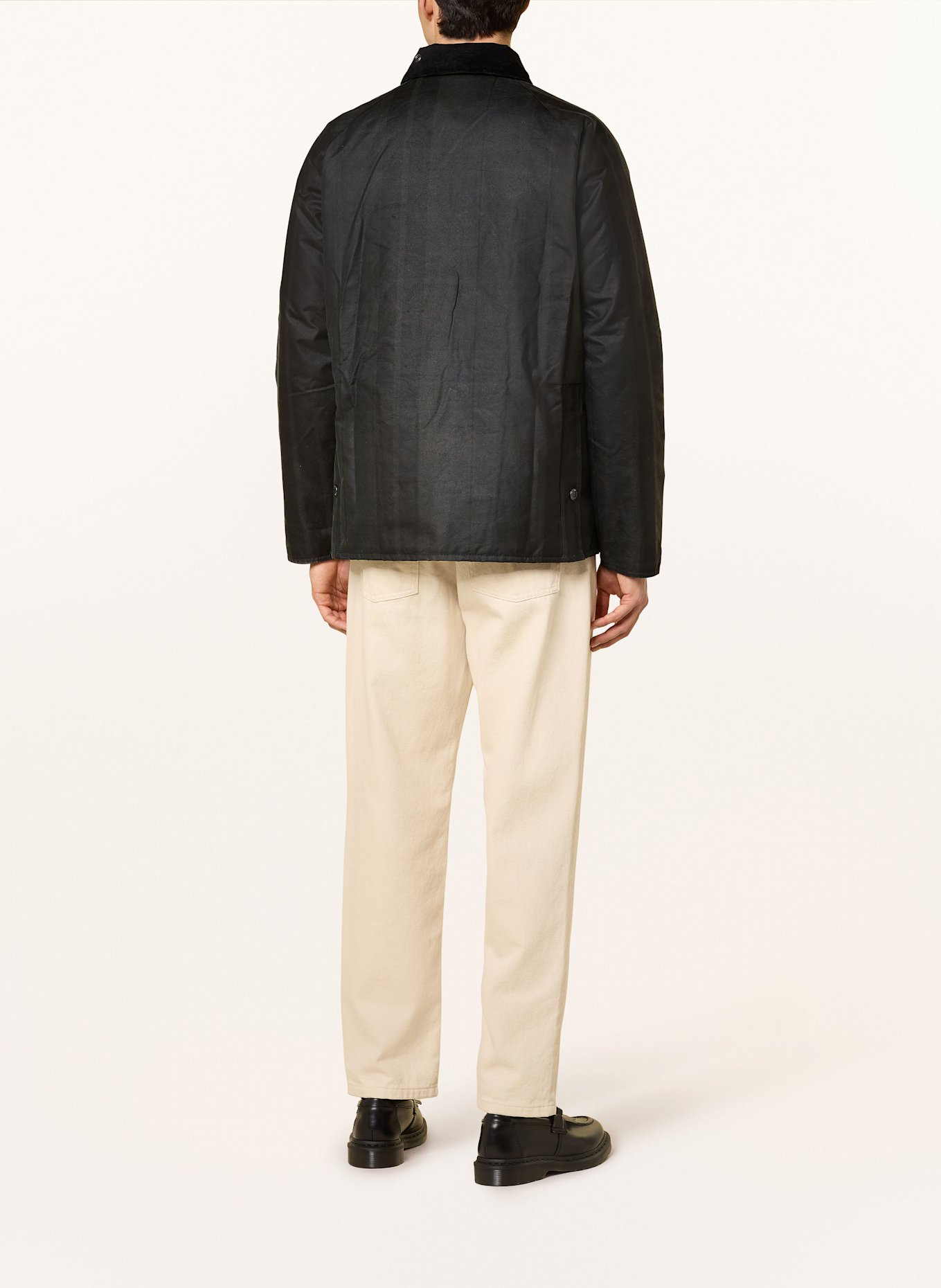 Barbour Parka: BLACK