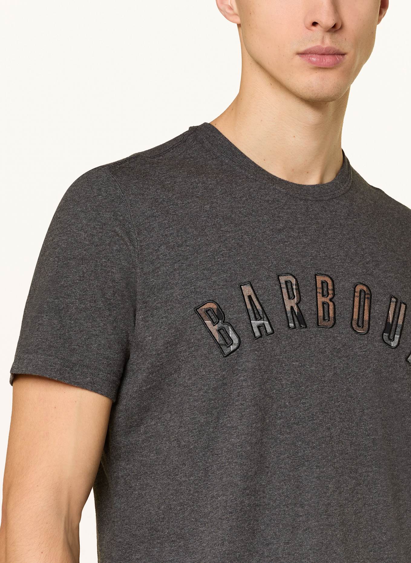 Barbour T-shirt ANCROFT: CZIEMNOSZARY