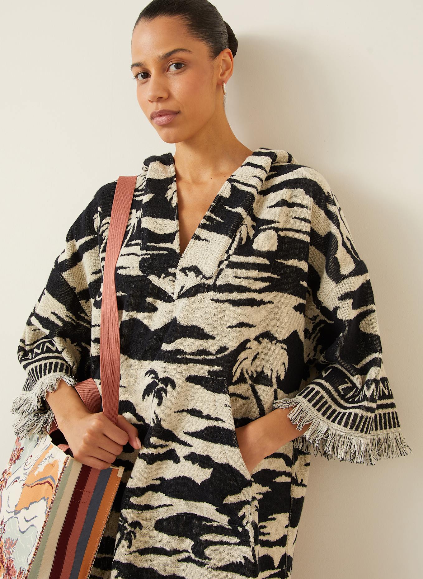 ZIMMERMANN Plážové šaty MAXINE z froté s 3/4 rukávem: ČERNÁ / KRÉMOVÁ