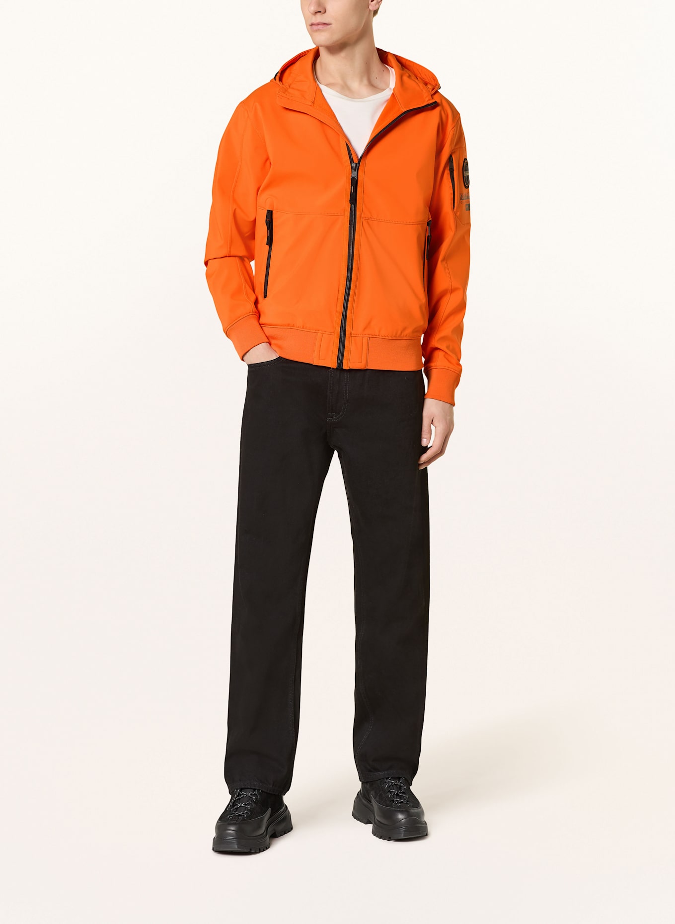 NAPAPIJRI Jacke MELVILLE: NEONORANGE