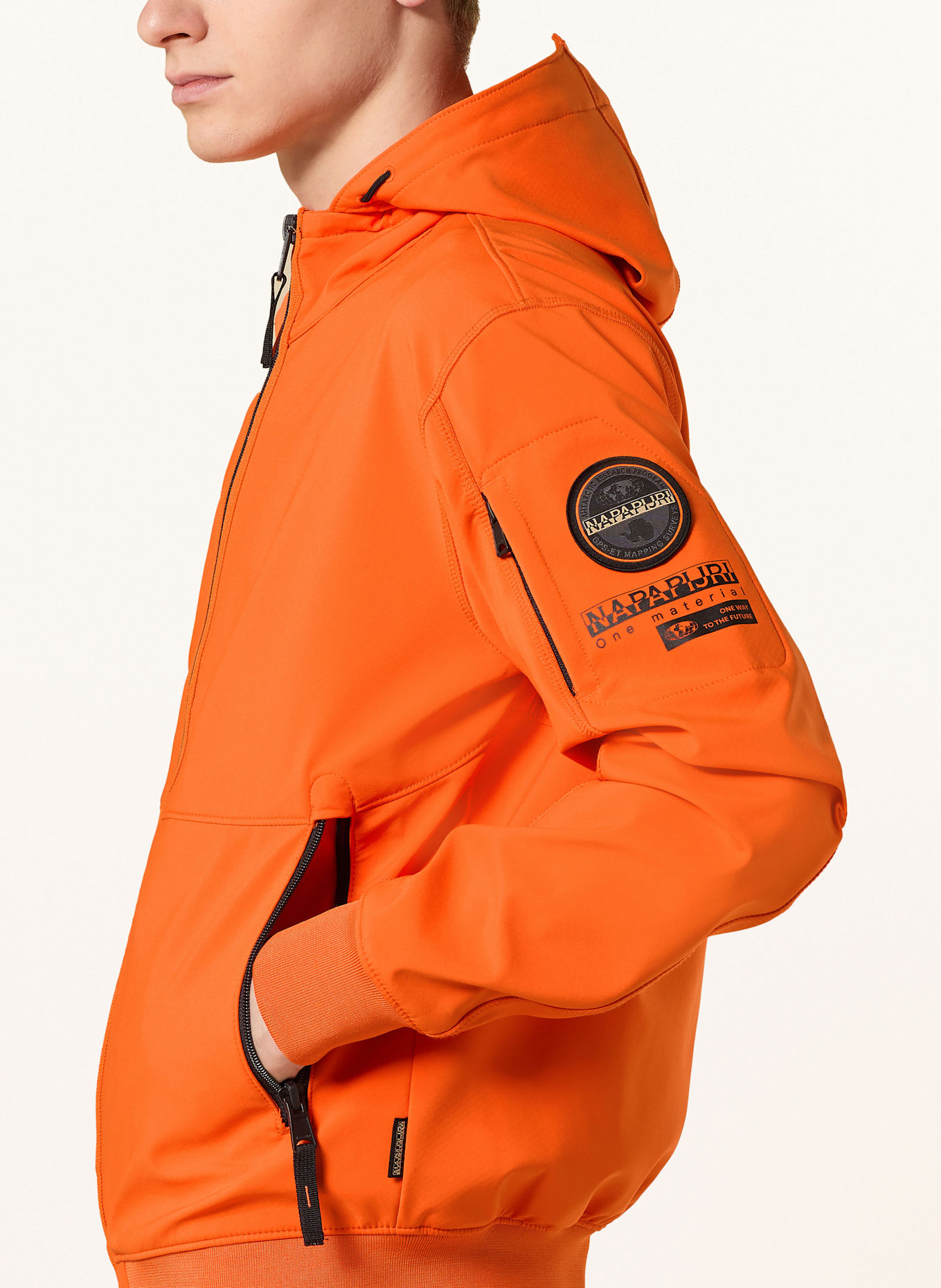 NAPAPIJRI Jacke MELVILLE: NEONORANGE