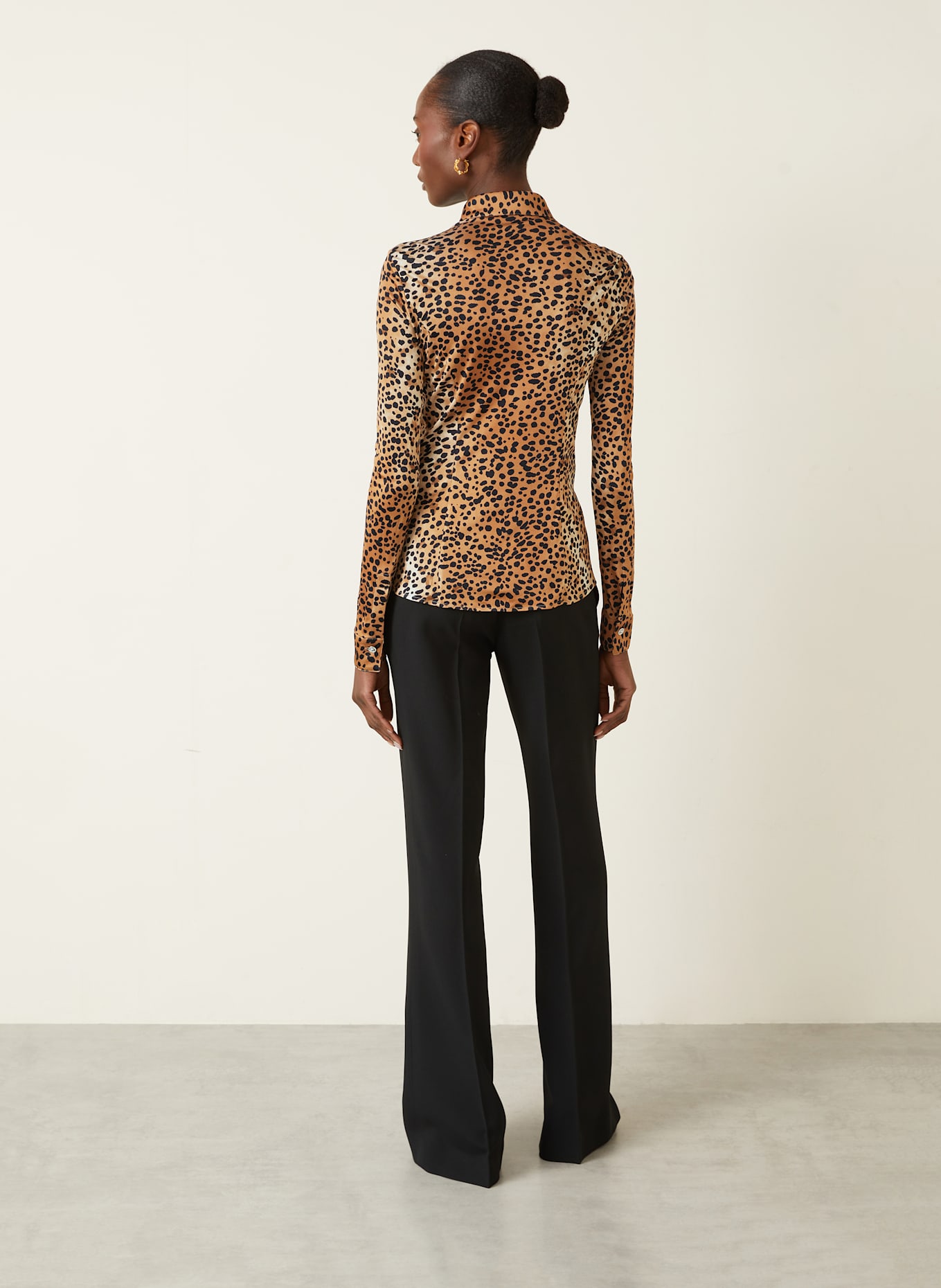 Leopard Bouse in Cognac