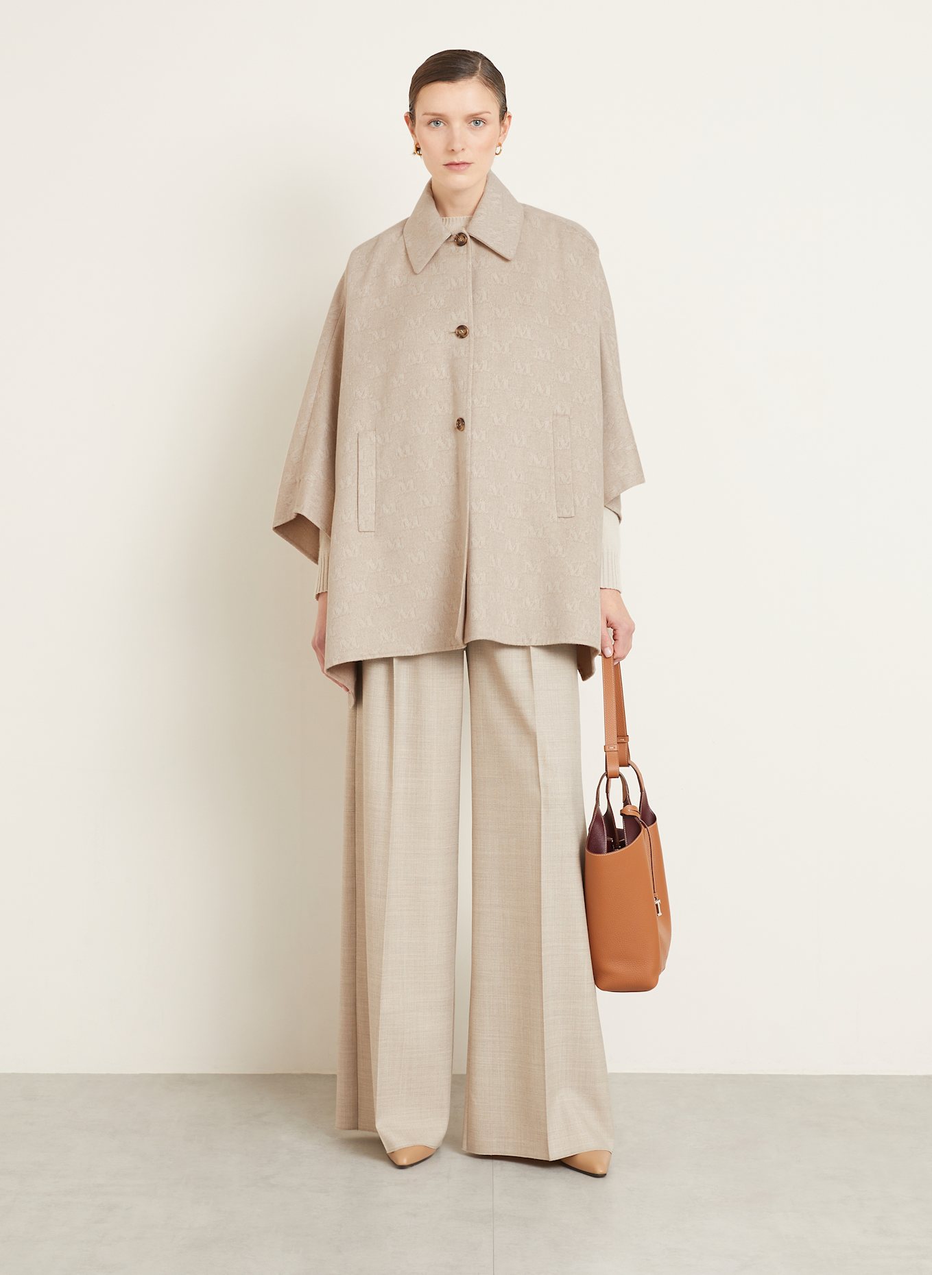マックスマーラ Max Mara Jago Logo Long Cape Max Mara Jago logo long cape | The Fashion Square