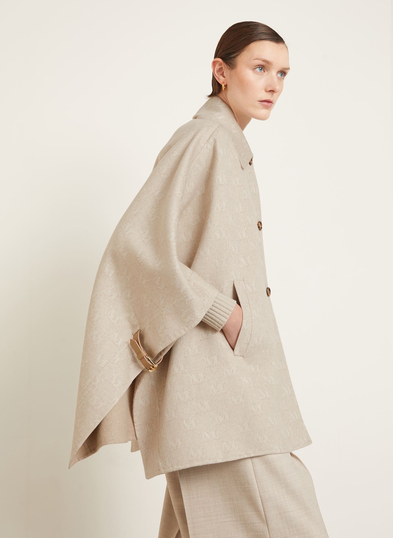 【送関込】Max Mara☆マックスマーラ Jago Logo Long Cape Max Mara Jago logo long cape | The Fashion Square