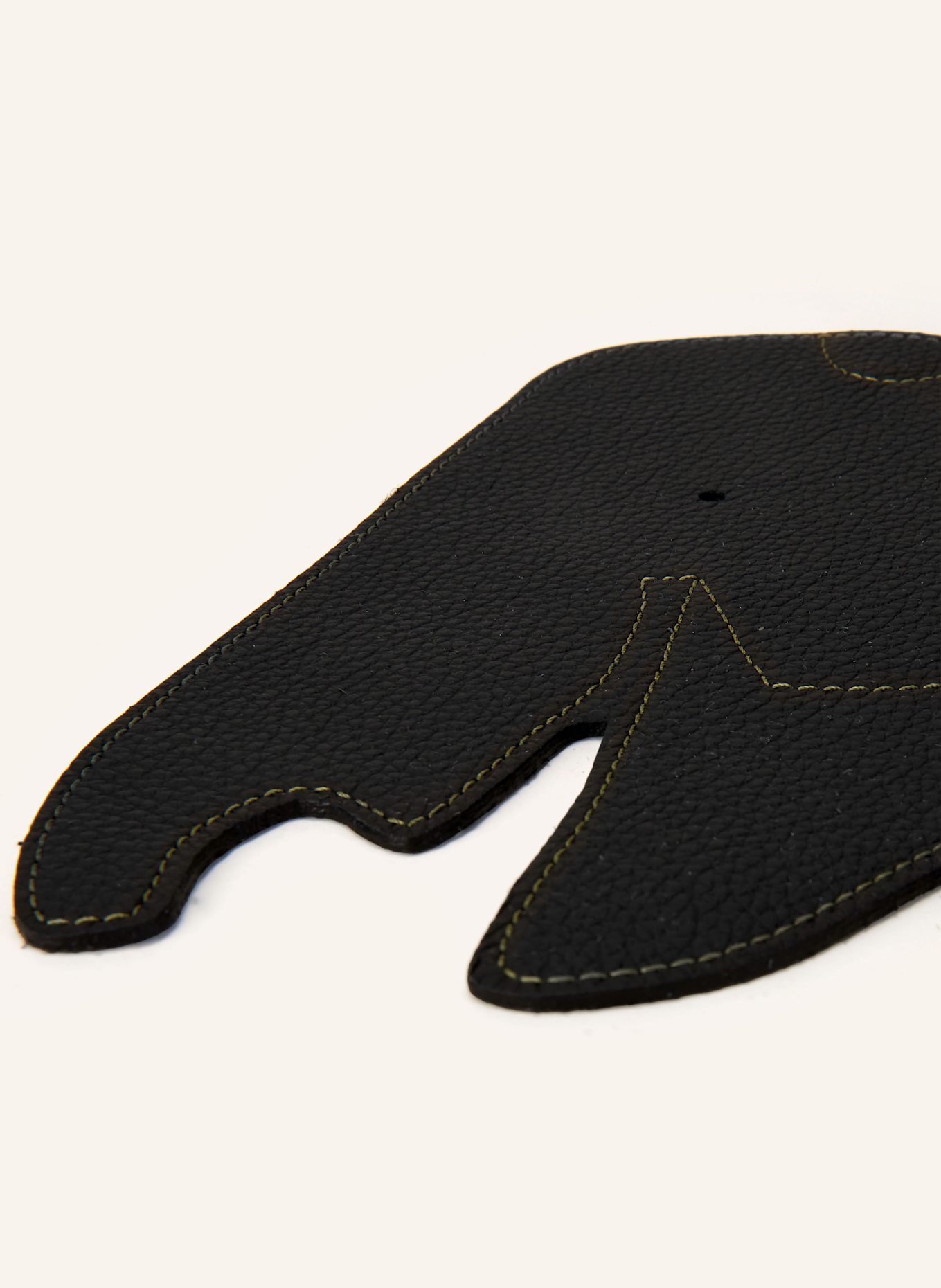 vitra ELEPHANT leather mouse pad: BLACK