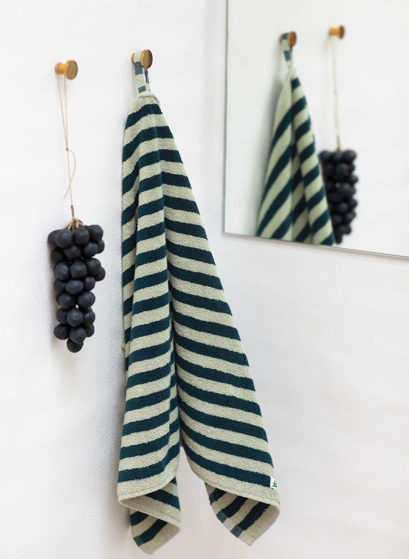 BONGUSTA Ručník NARAM: PETROLEJOVÁ / SVĚTLE ZELENÁ