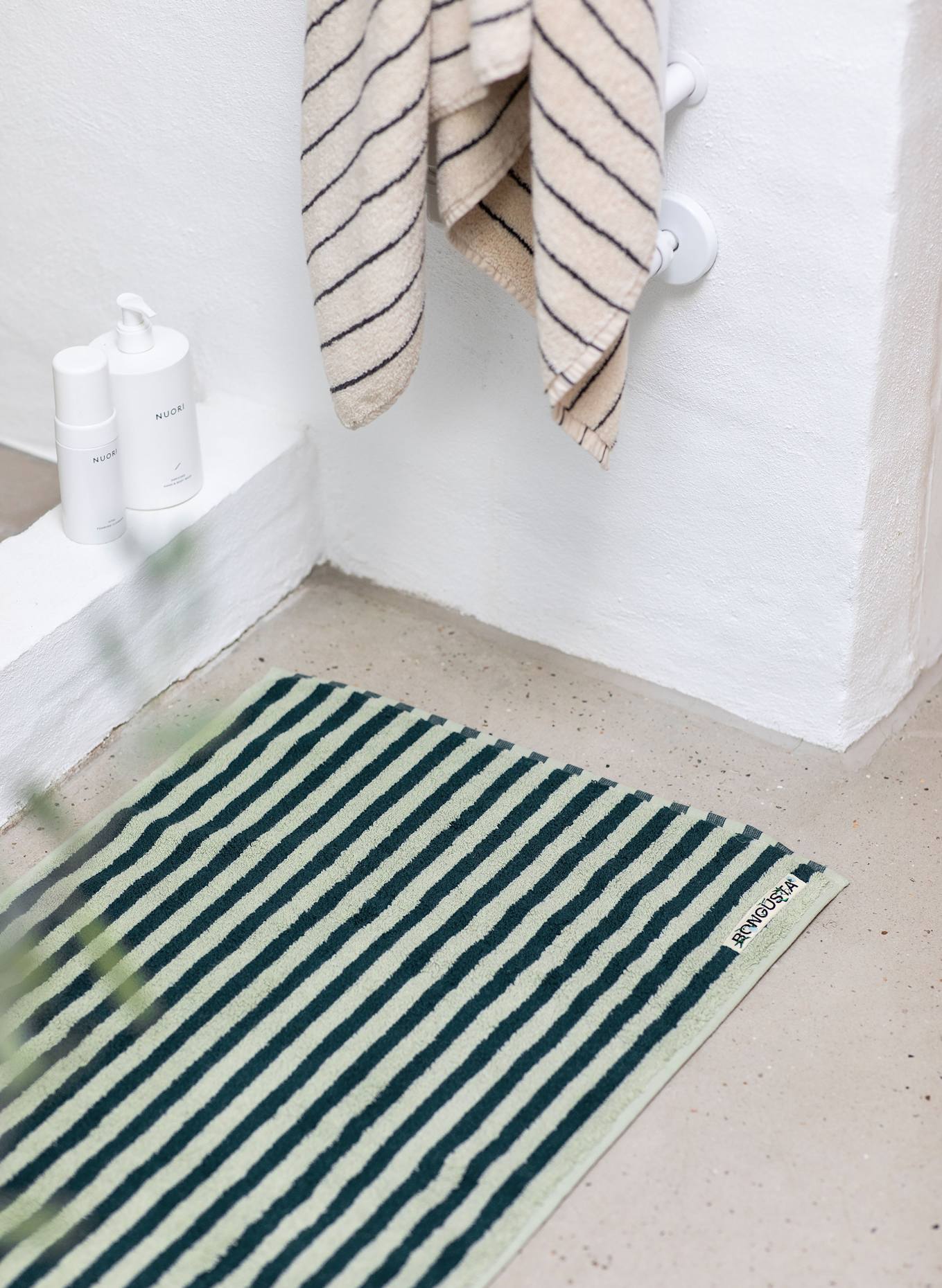 BONGUSTA Koupelnová předložka NARAM: PETROLEJOVÁ / SVĚTLE ZELENÁ