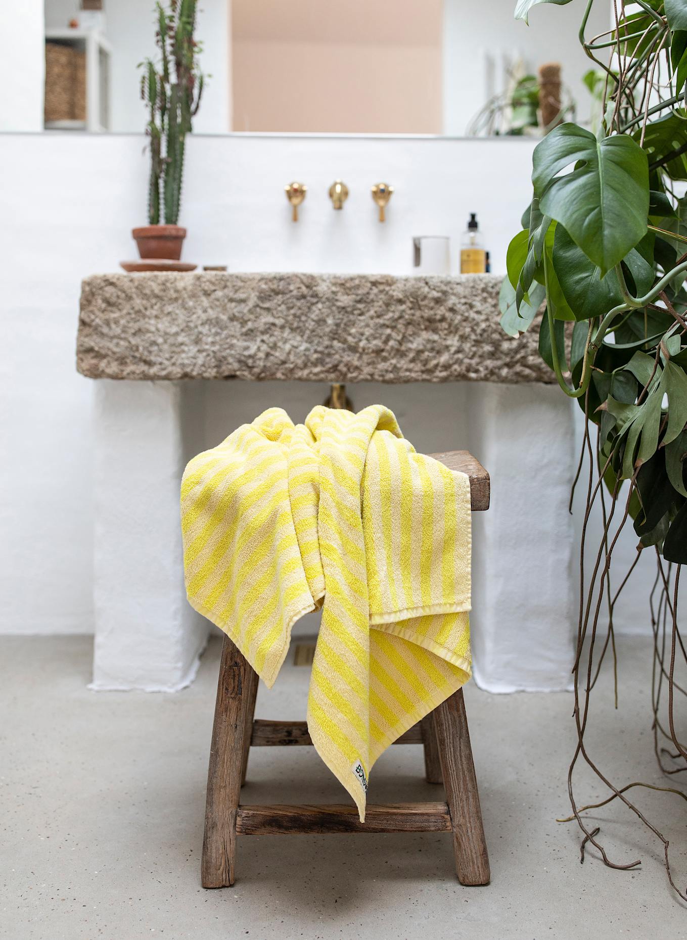 BONGUSTA Badetuch NARAM: NEONGELB / HELLGELB
