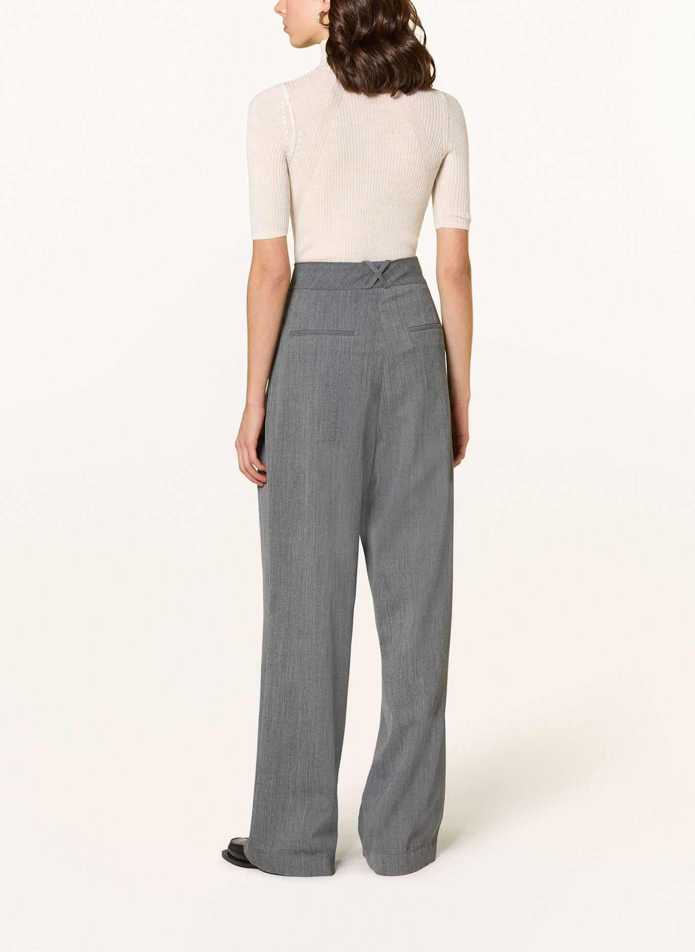 Herskind Golf EVANGALISTA z wełny merino, z rękawami 3/4: ECRU