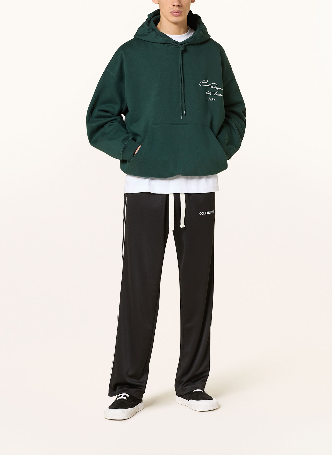 COLE BUXTON Mikina s kapucí SIGNATURE: TMAVĚ ZELENÁ / BÍLÁ
