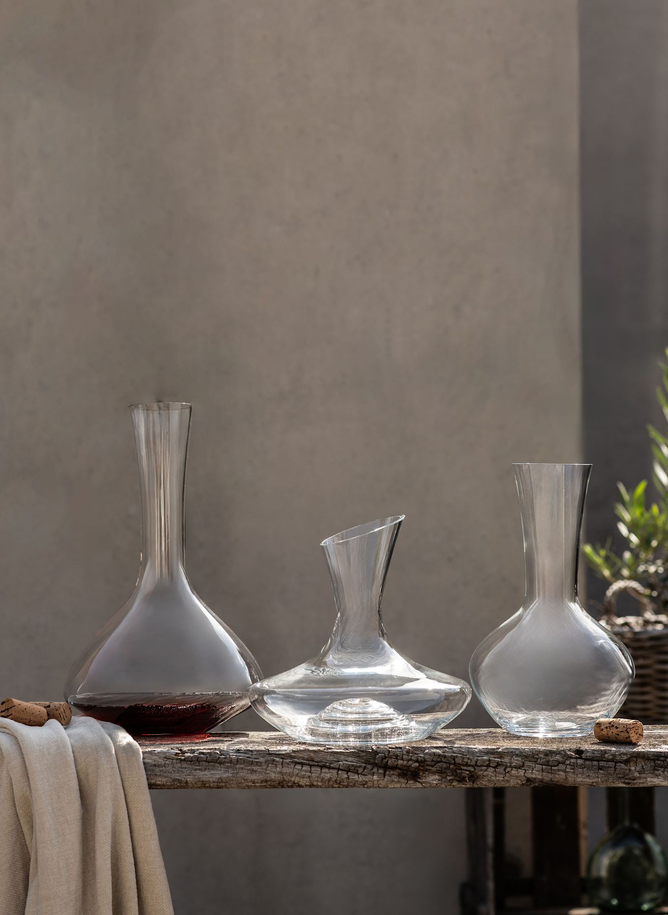 ZWIESEL GLAS Rotweindekanter ALLORO: WEISS