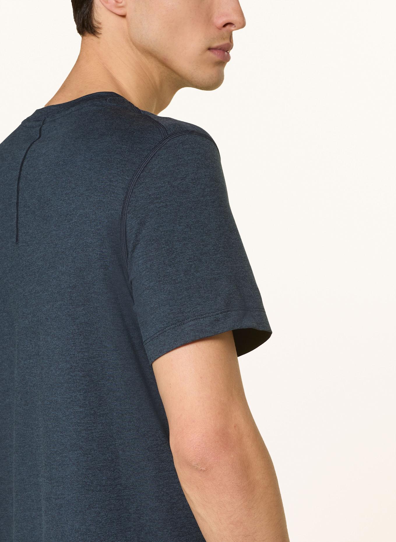 lululemon T-Shirt CORE: DUNKELBLAU