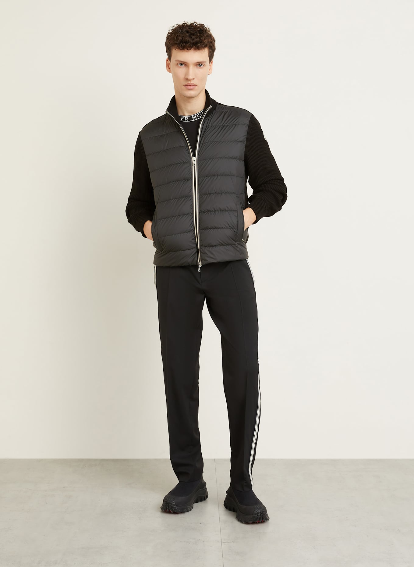 MONCLER Daunenjacke im Materialmix: SCHWARZ