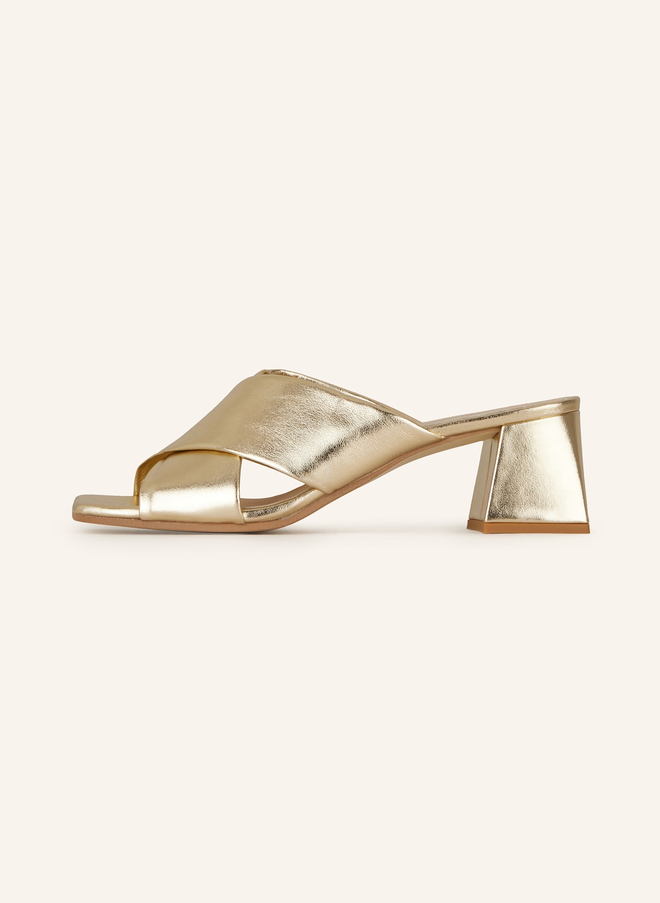 darling harbour Mules: GOLD