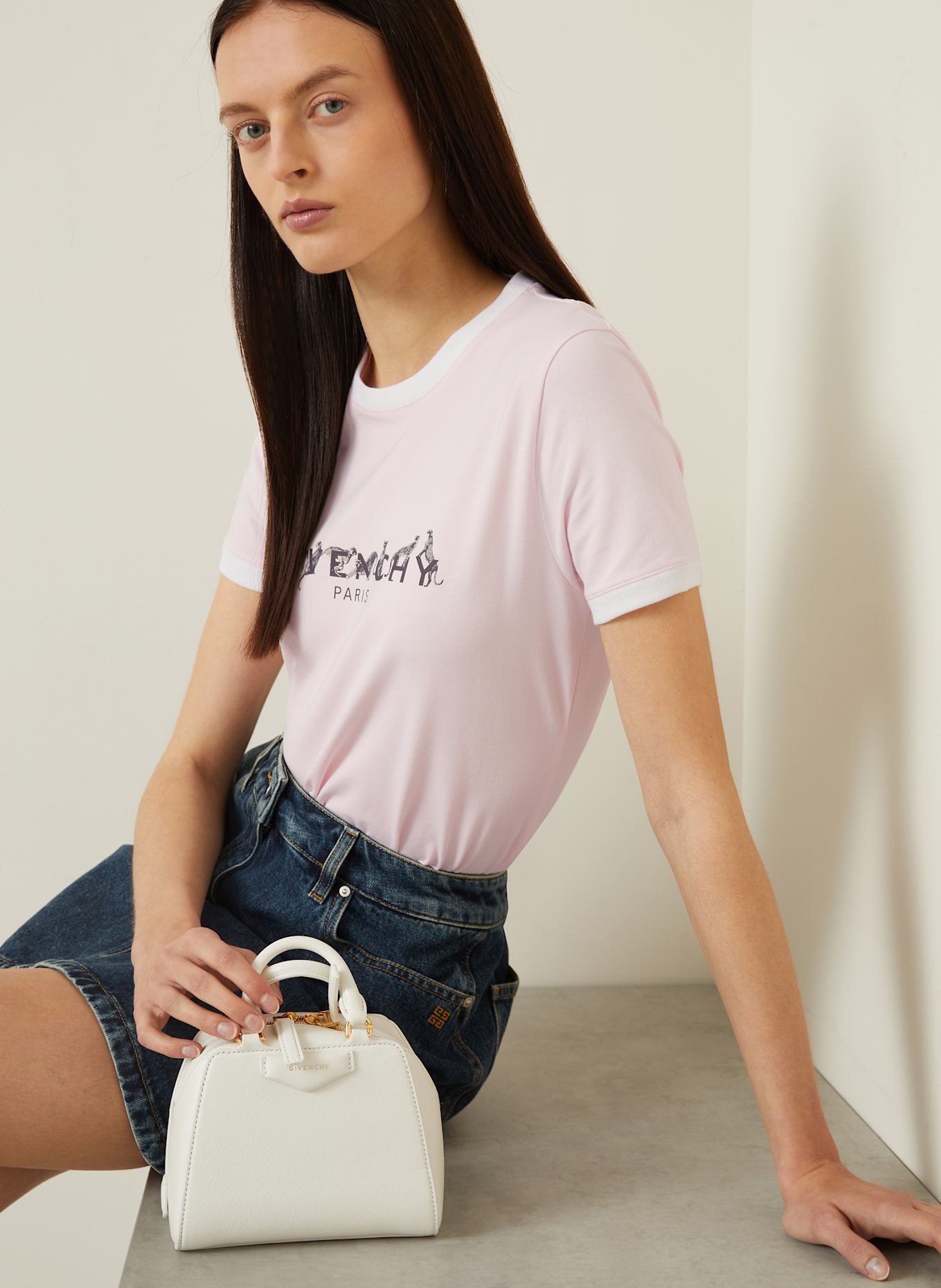 GIVENCHY T-Shirt: ROSA/ SCHWARZ