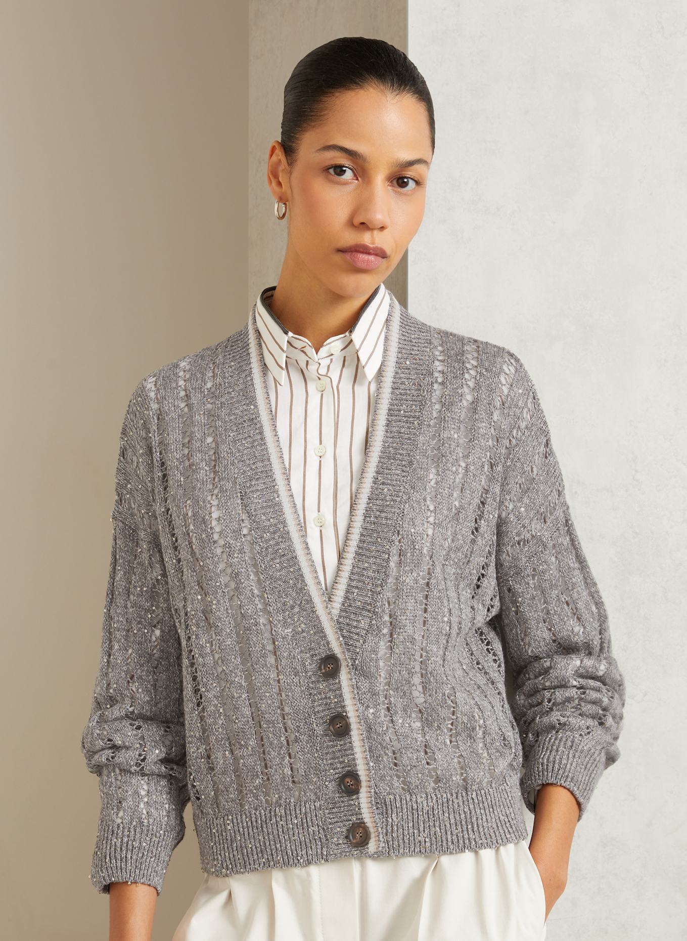 BRUNELLO CUCINELLI Cardigan made of linen with sequins: GRAY