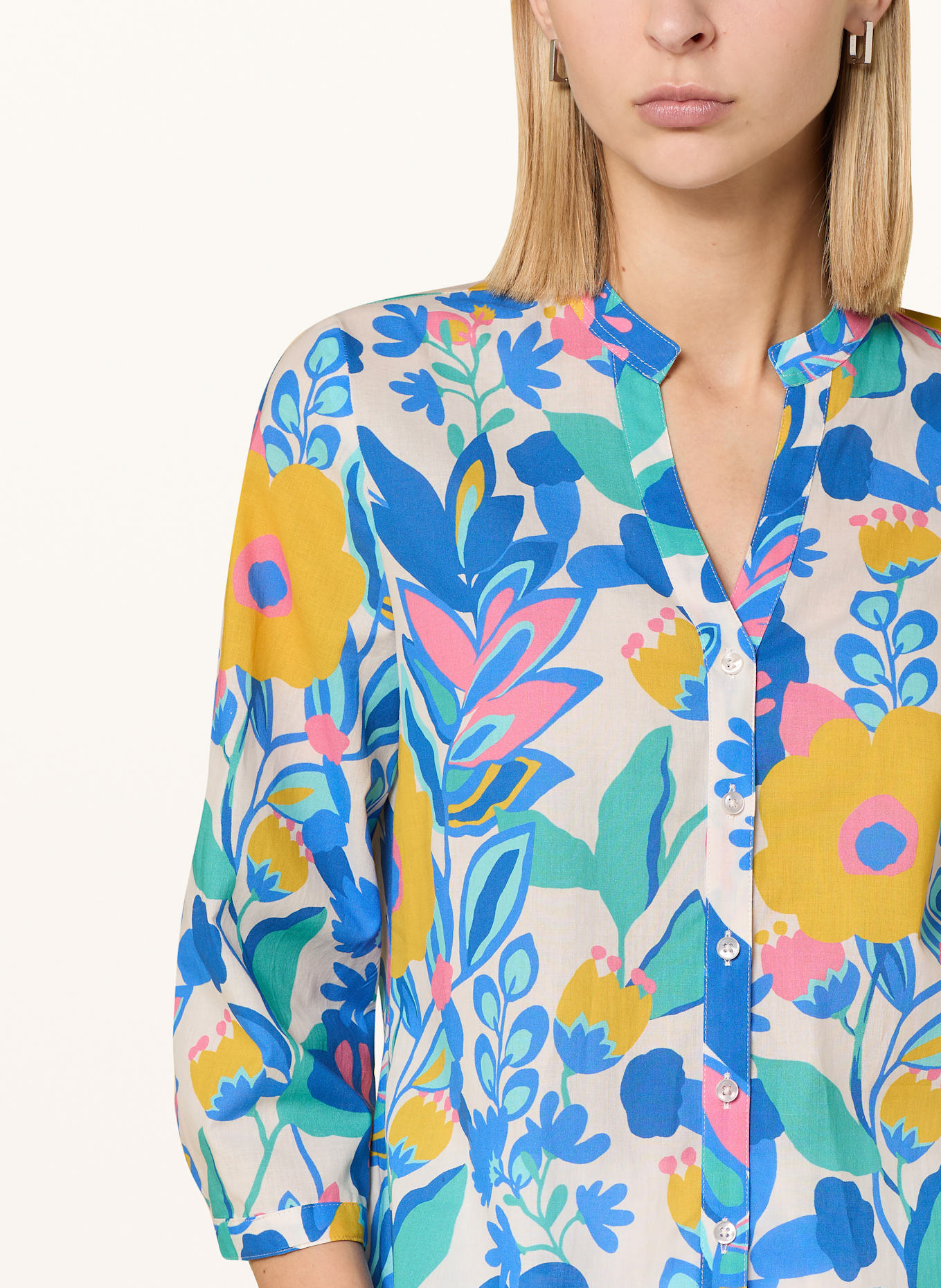 ETERNA Blouse with 3/4 sleeves: BLUE/ YELLOW/ LIGHT RED