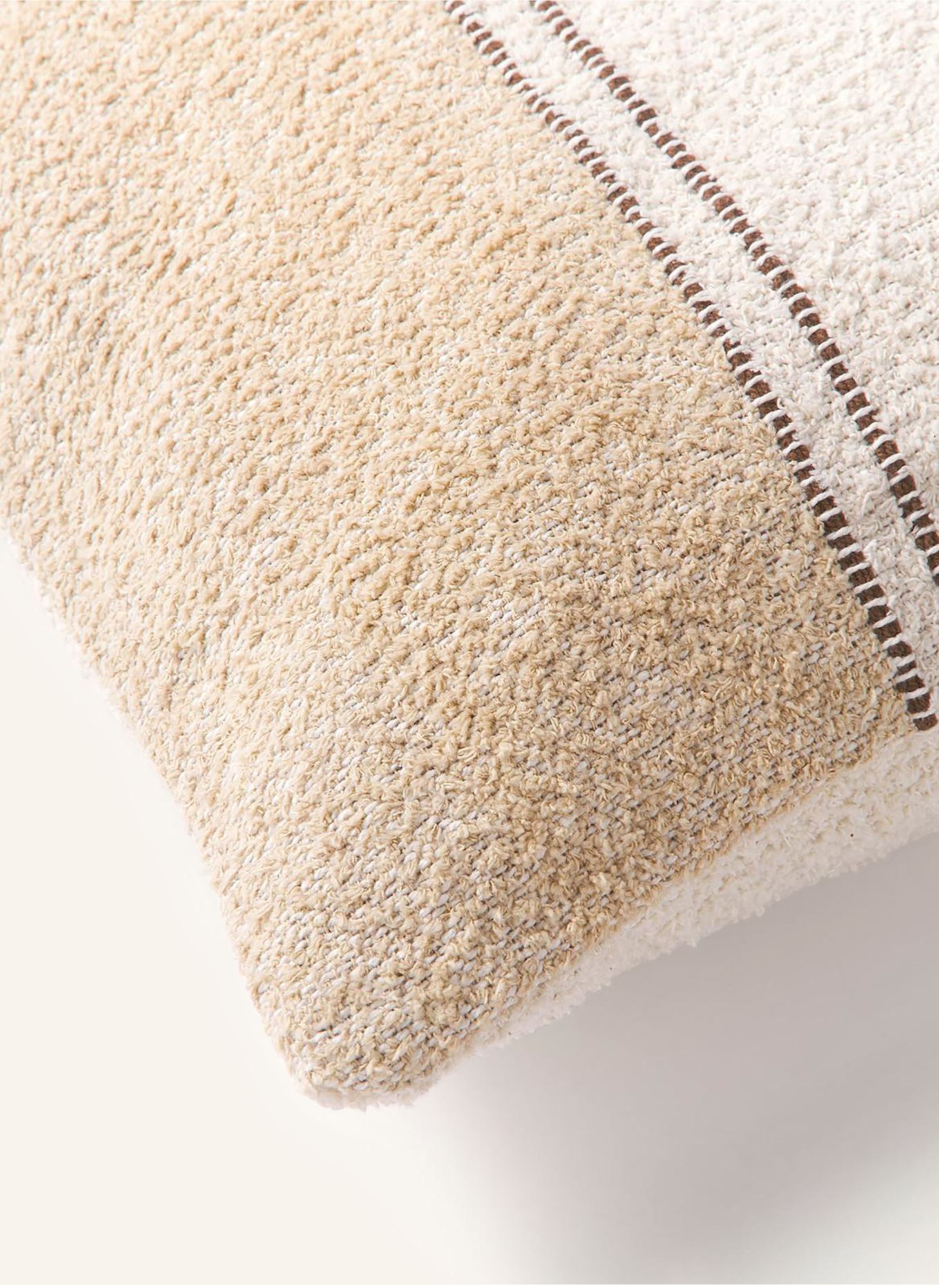 Westwing Collection Dekokissenhülle LAGO aus Tweed: CREME / BEIGE