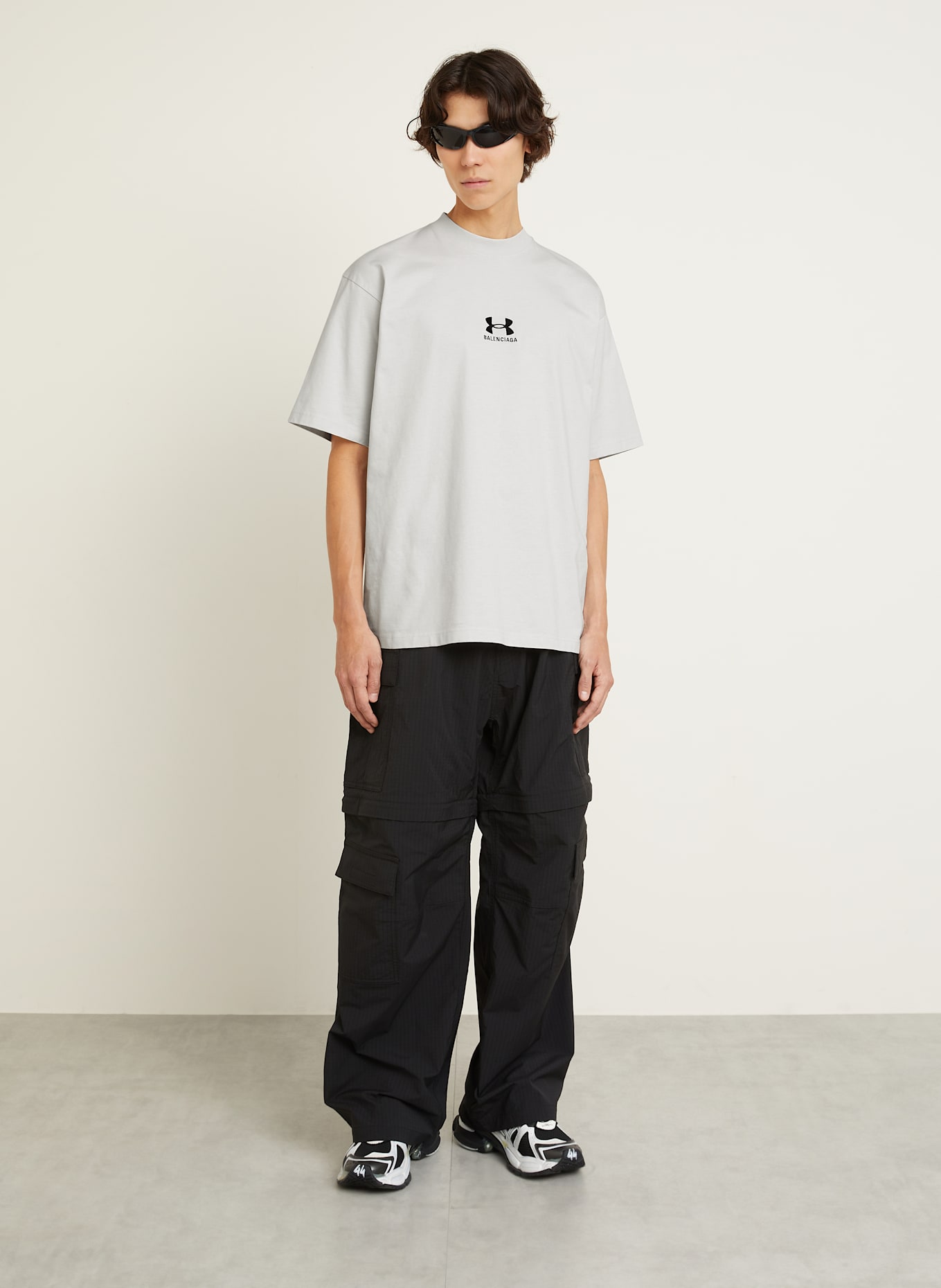 BALENCIAGA T-Shirt: HELLGRAU
