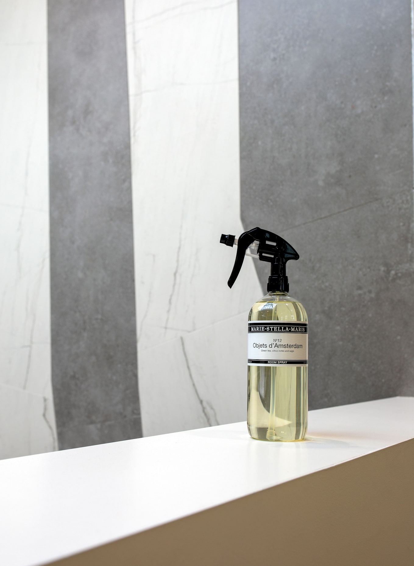 MARIE-STELLA-MARIS Raumspray OBJETS D'AMSTERDAM: WEISS / SCHWARZ