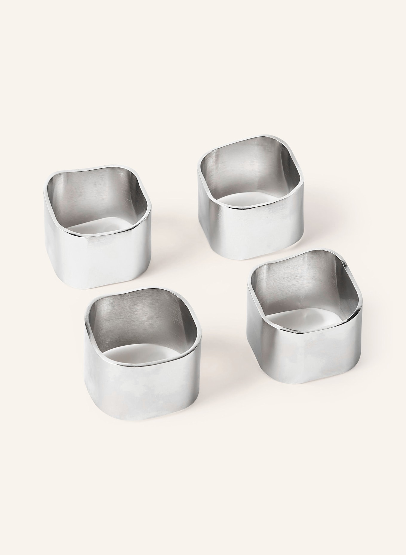 Westwing Collection 4er-Set Serviettenringe CUFF: SILBER