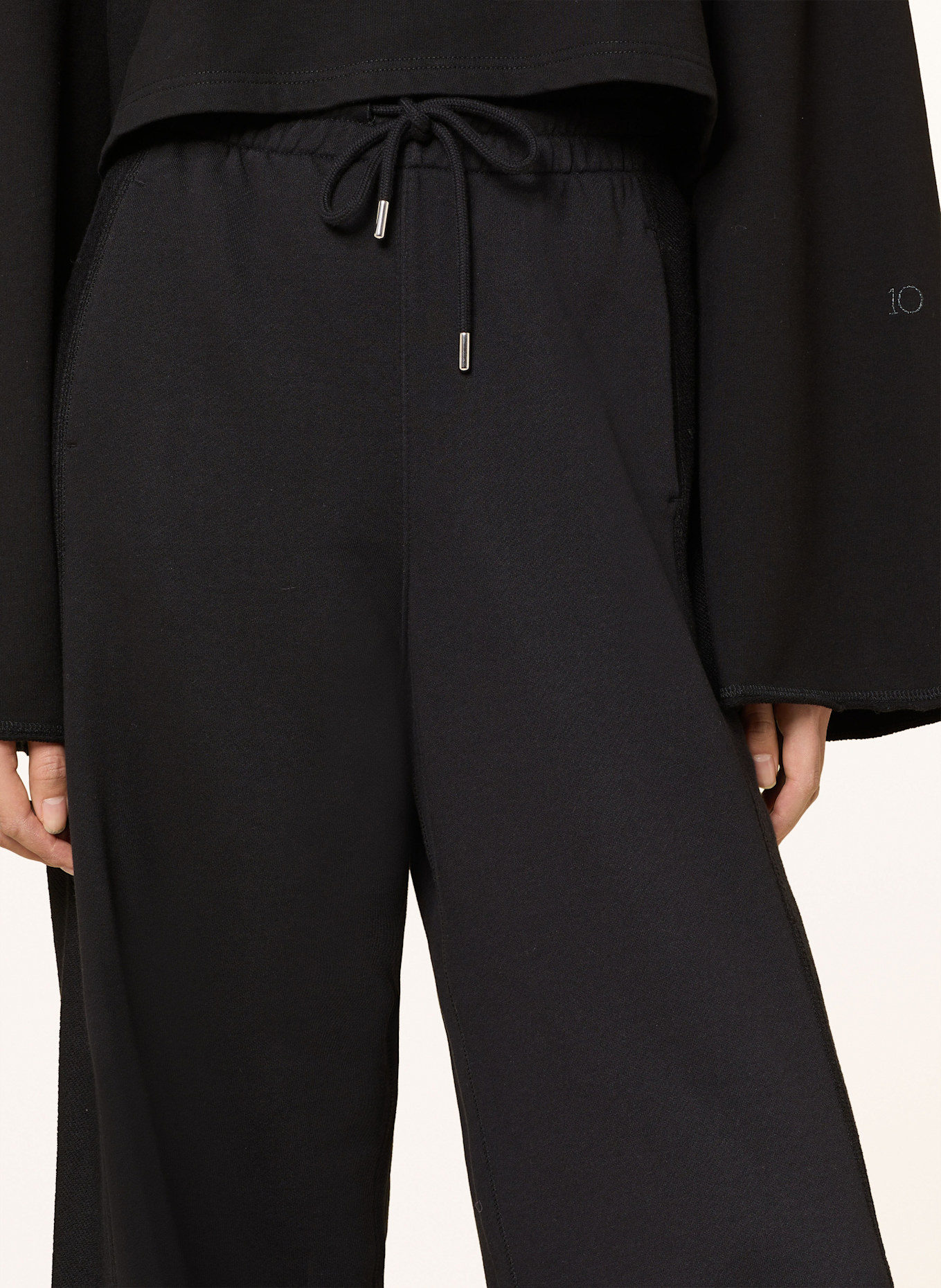 10DAYS Sweatpants: BLACK