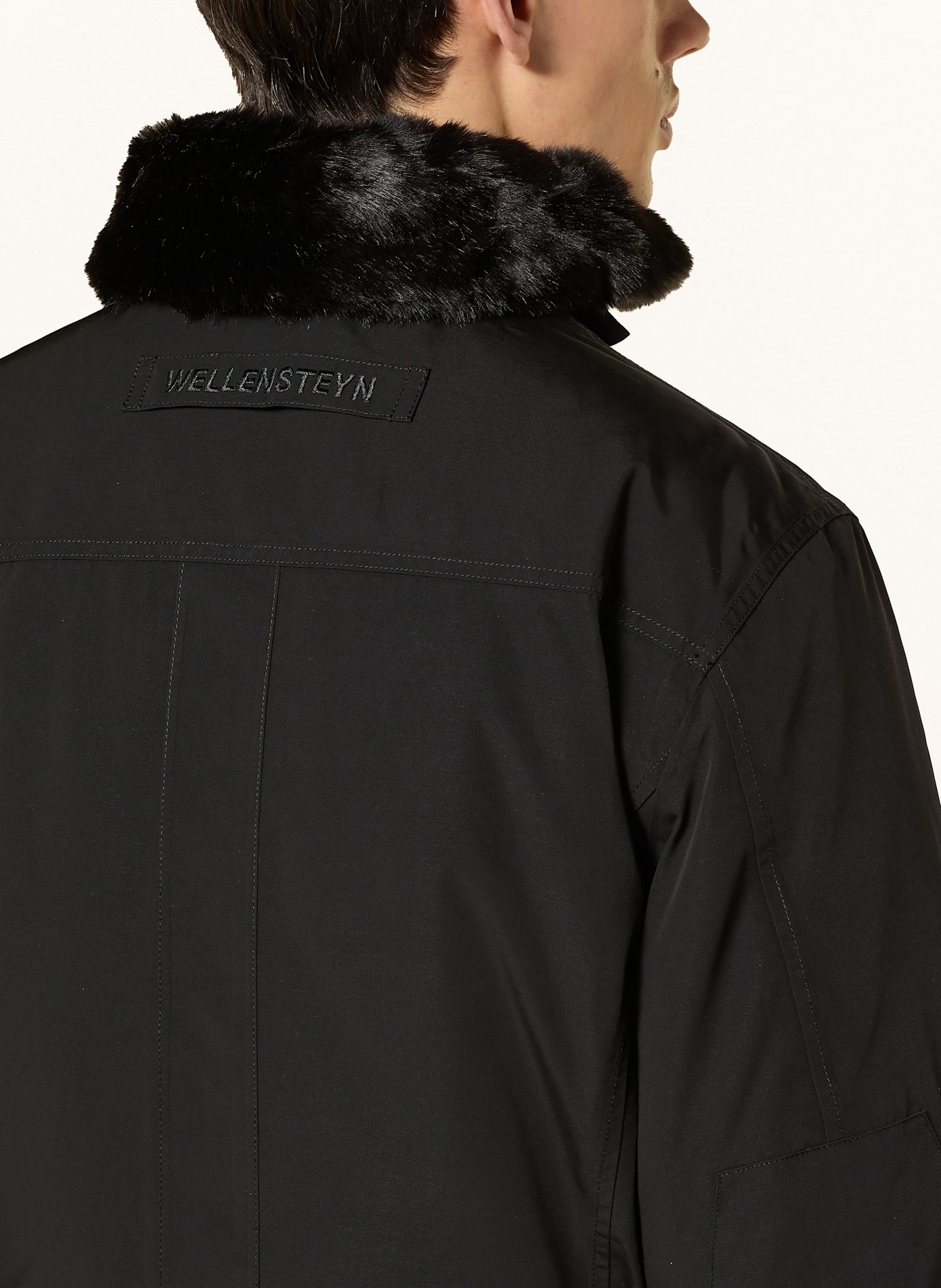 WELLENSTEYN Jacke mit abnehmbarer Kapuze und Kunstfell: SCHWARZ