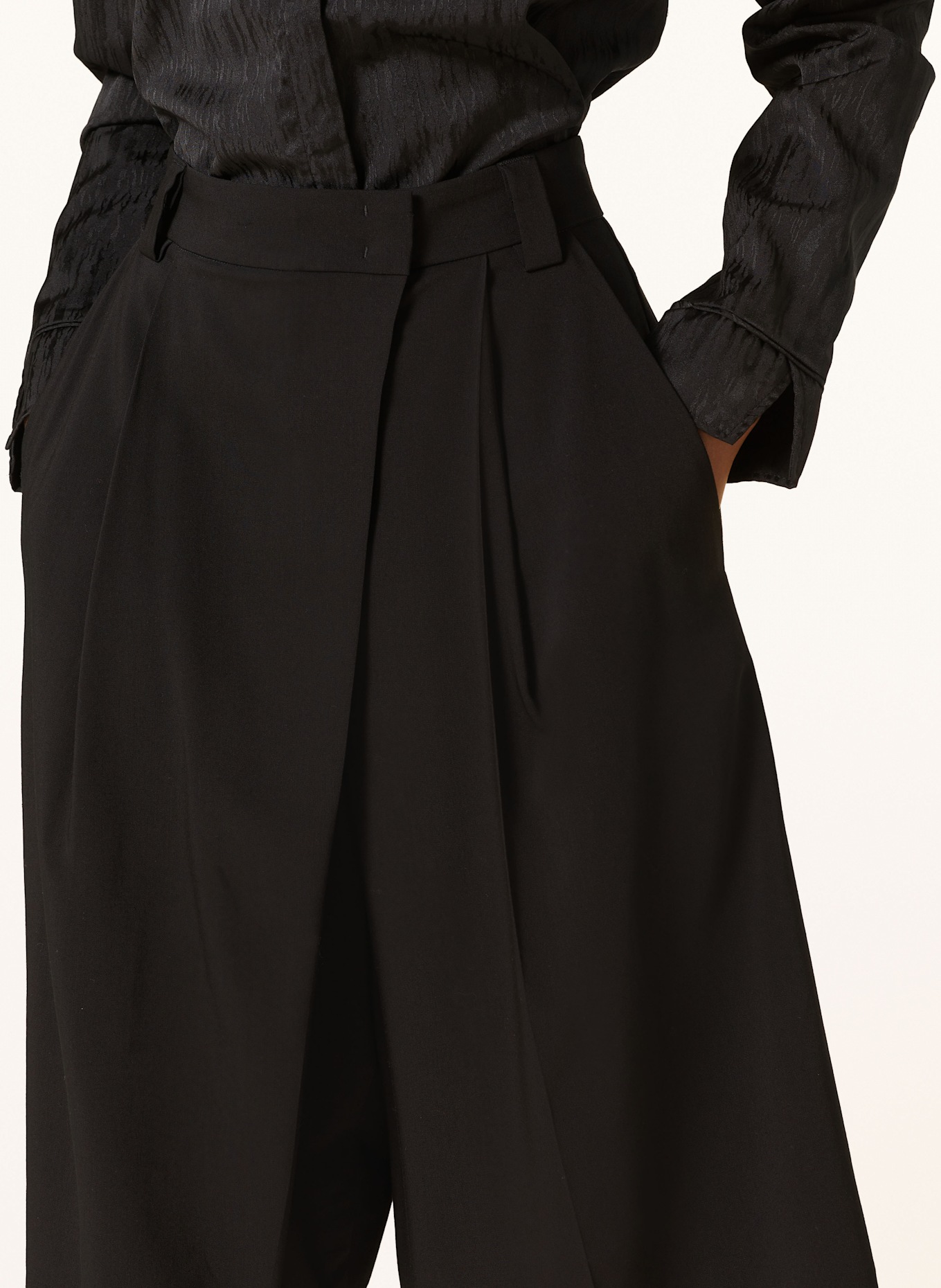 MARELLA Shorts: SCHWARZ