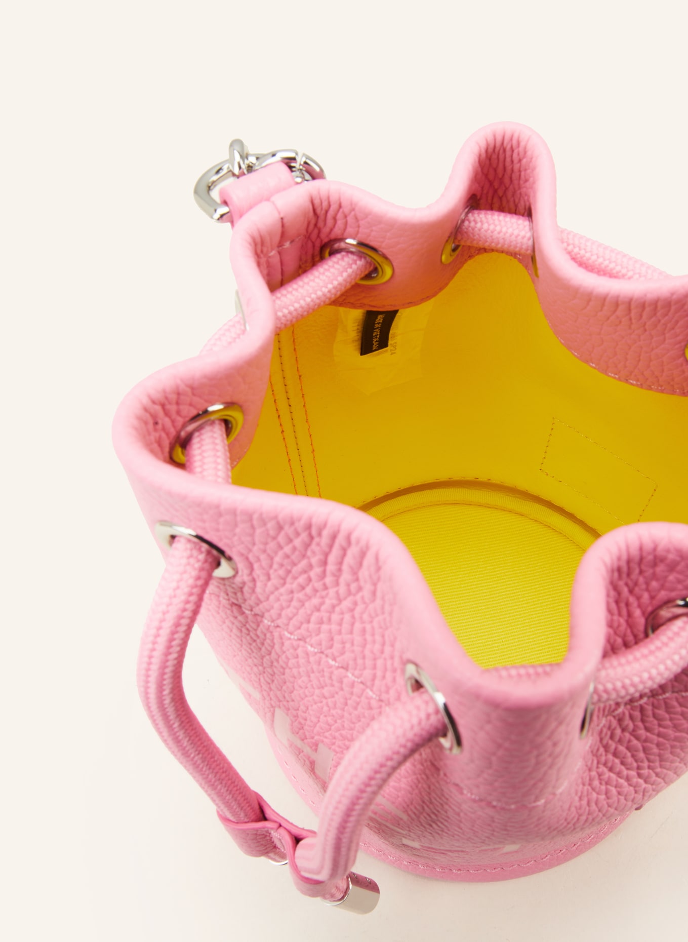 MARC JACOBS Beuteltasche THE MINI BUCKET, Farbe: PINK (Bild 3)