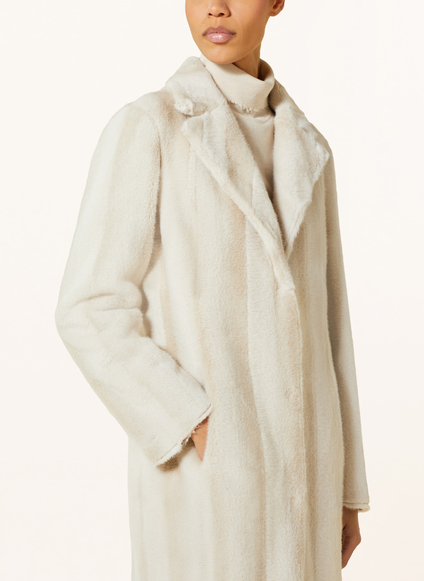 BEAUMONT Reversible faux fur coat UNA, Color: LIGHT GRAY (Image 6)